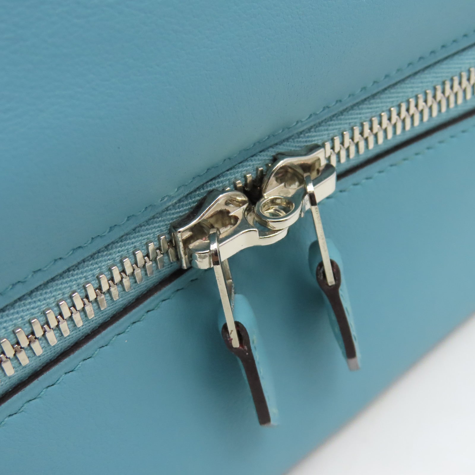 HERMES Swift皮革Bolide Secret Handbag銀扣手挽袋Blue Saint Cyr/聖西爾藍色