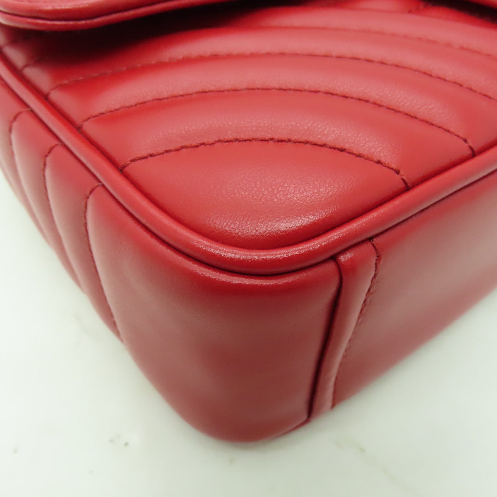 PRADA 牛皮皮革Shoulder Bag銀扣鏈帶肩背袋紅色