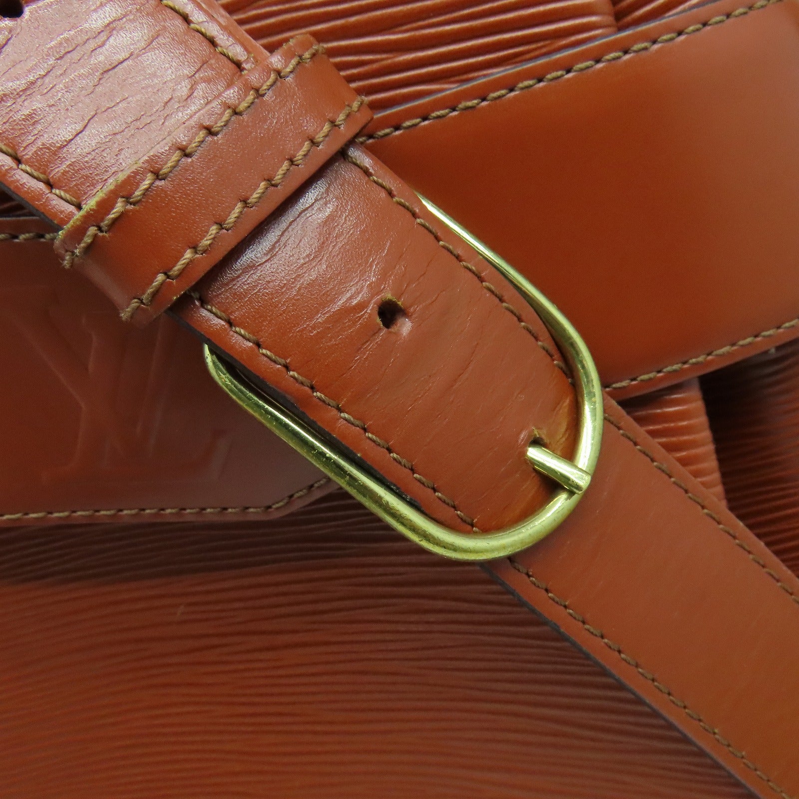 LOUIS VUITTON Epi Sac Depaule Gold Buckle Shoulder Bag Brown