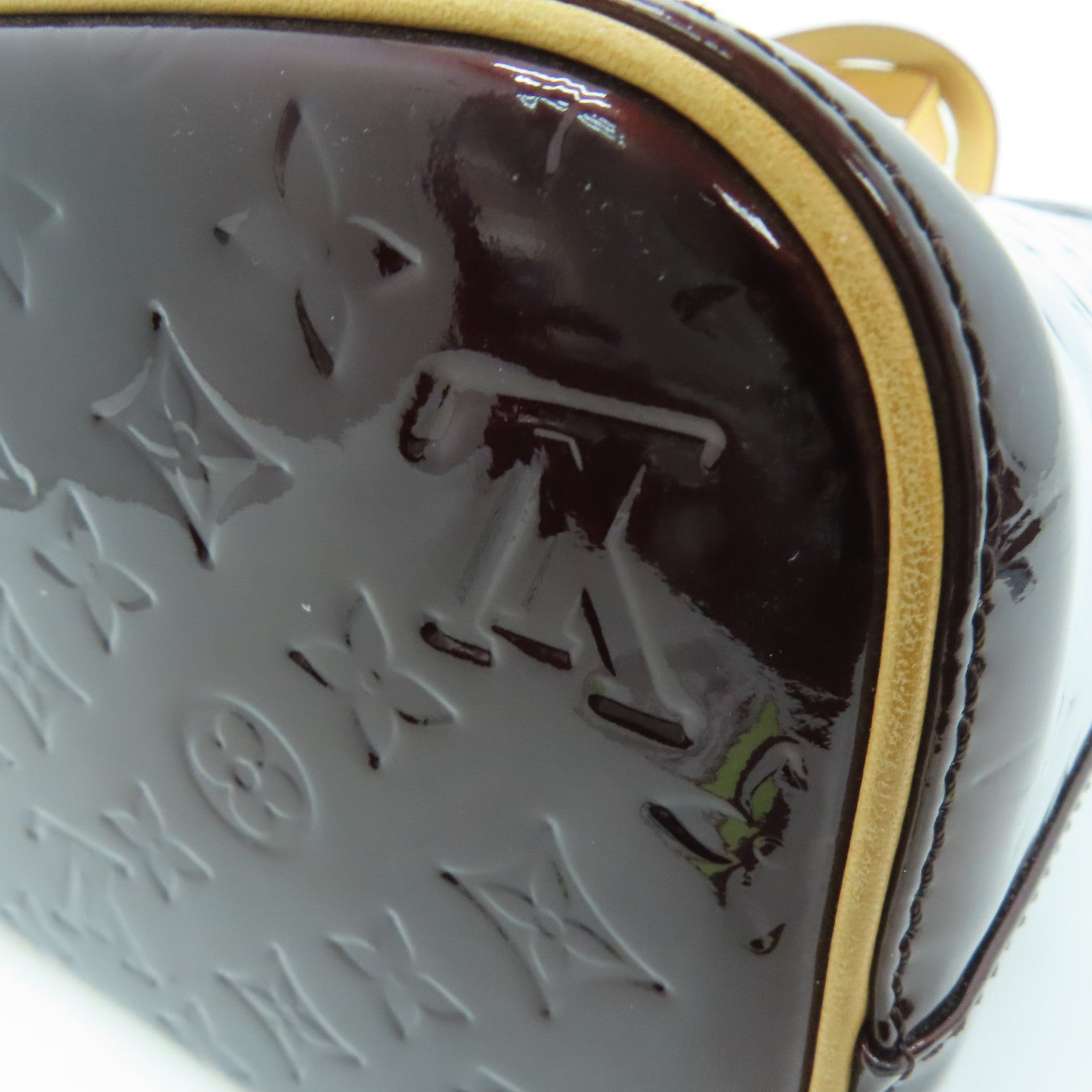 LOUIS VUITTON Monogram Vernis Houston gold buckle handle bag purple