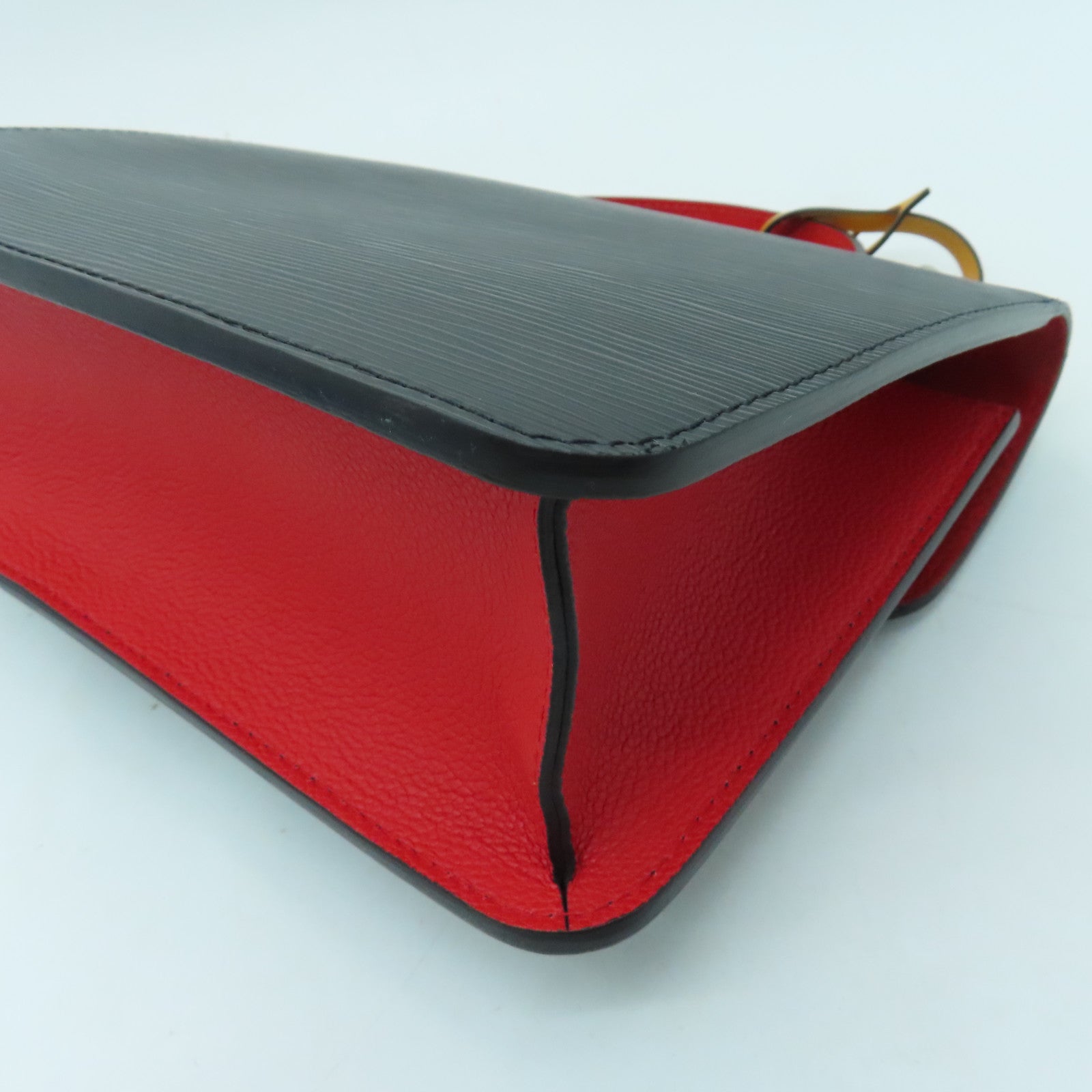 LOUIS VUITTON Epi Neo Monceau銀扣肩背袋黑色紅色