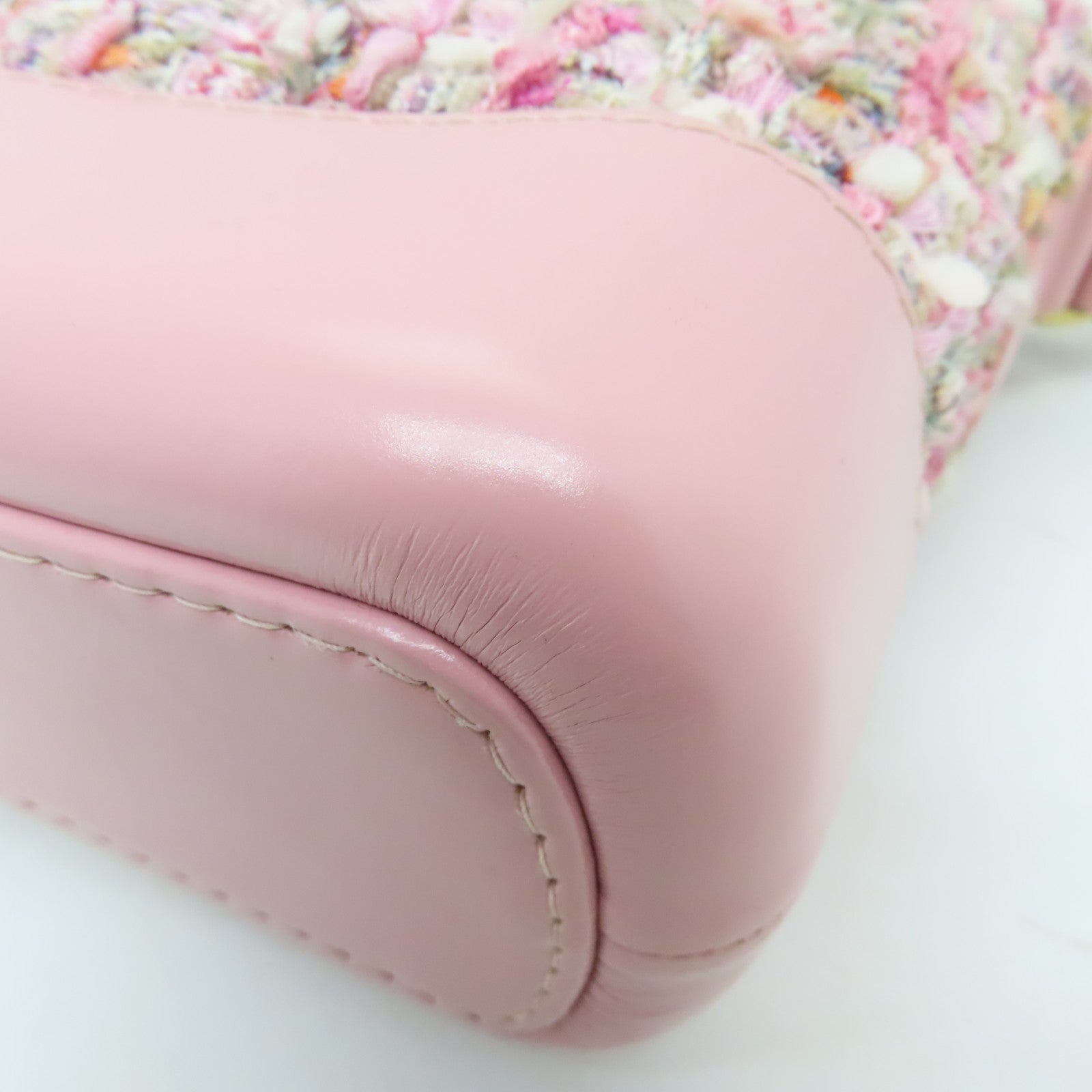 CHANEL 斜紋軟呢/牛皮皮革Small Gabrielle金扣/銀扣鏈帶肩背袋粉紅色