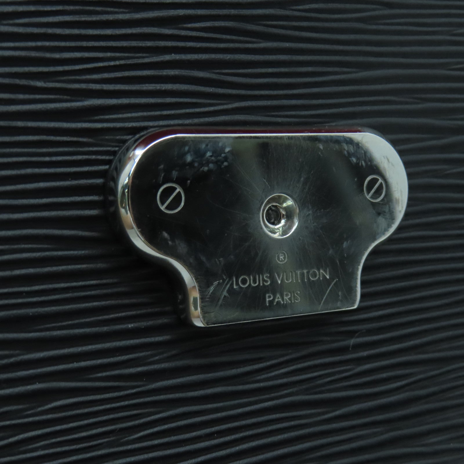 LOUIS VUITTON Epi Neo Monceau銀扣肩背袋黑色紅色