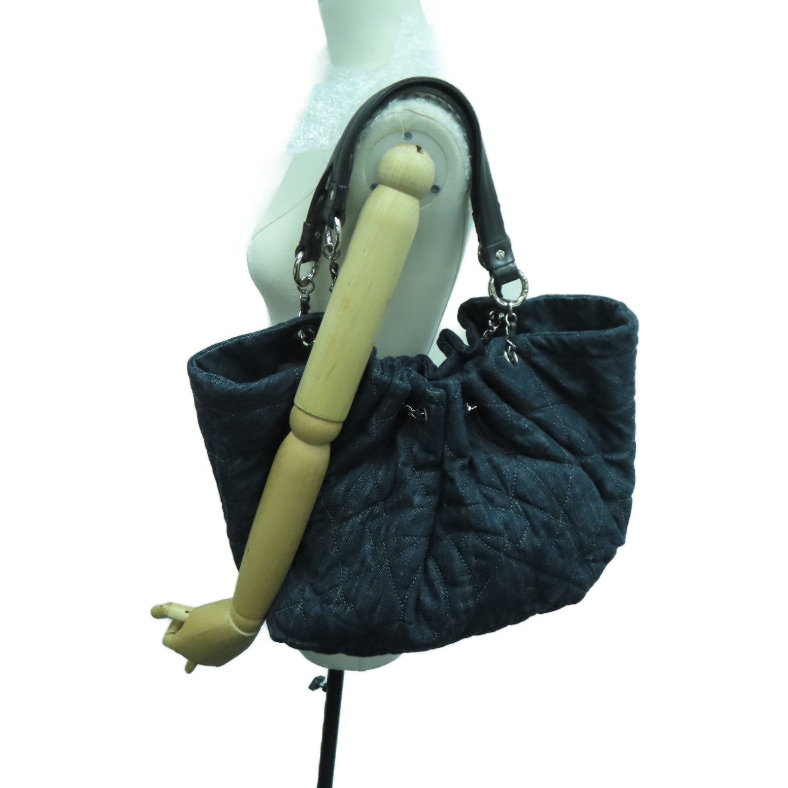 CHANEL 菱格牛仔布Shoulder Bag银扣肩背袋蓝色