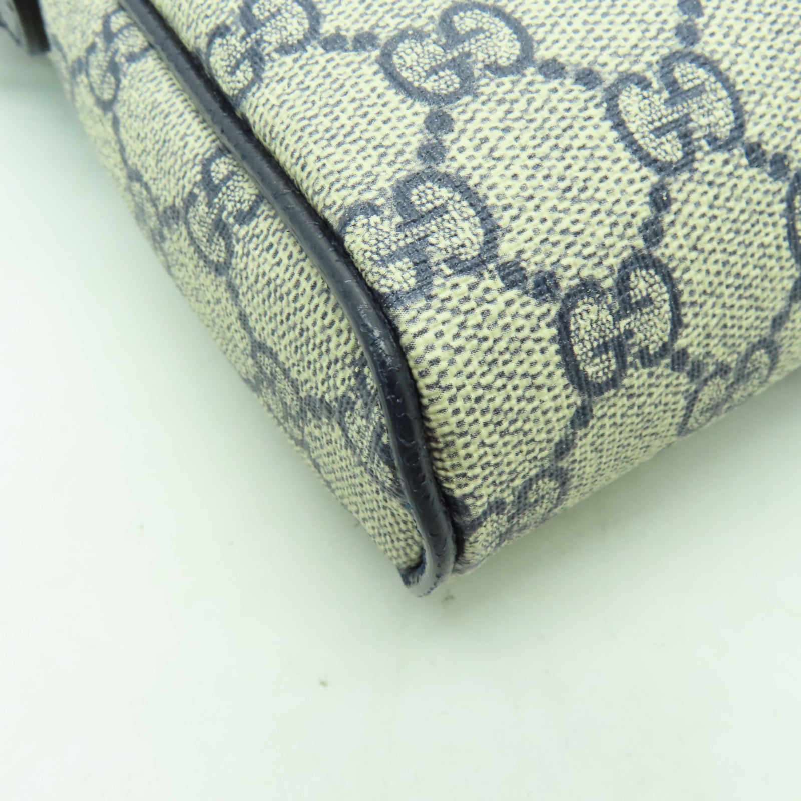 GUCCI 塗層帆布Ophidia GG Small Messenger銀扣肩背袋米色/藍色