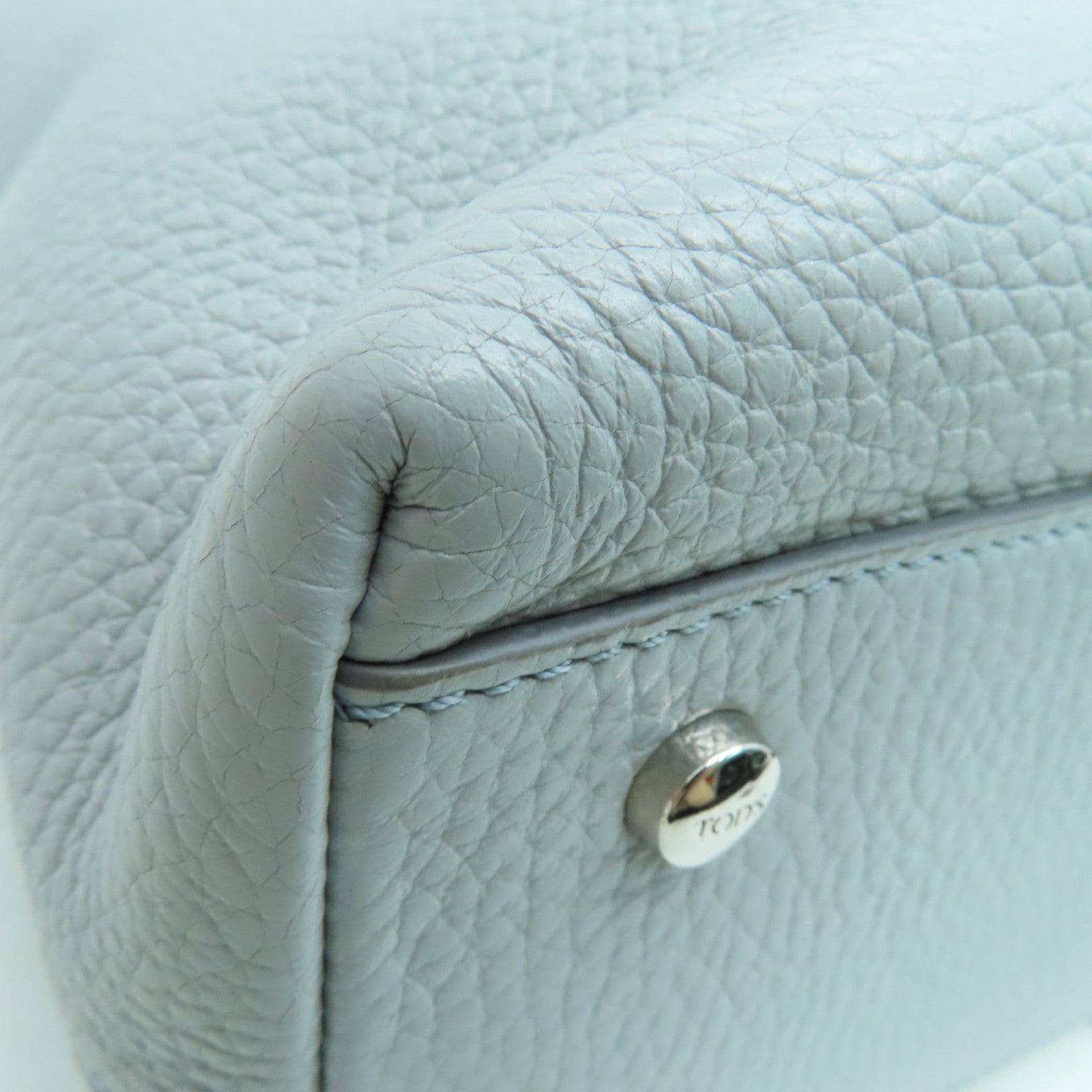 TOD’S 牛皮皮革2 Way Shoulder手挽肩背兩用袋銀扣淺灰色