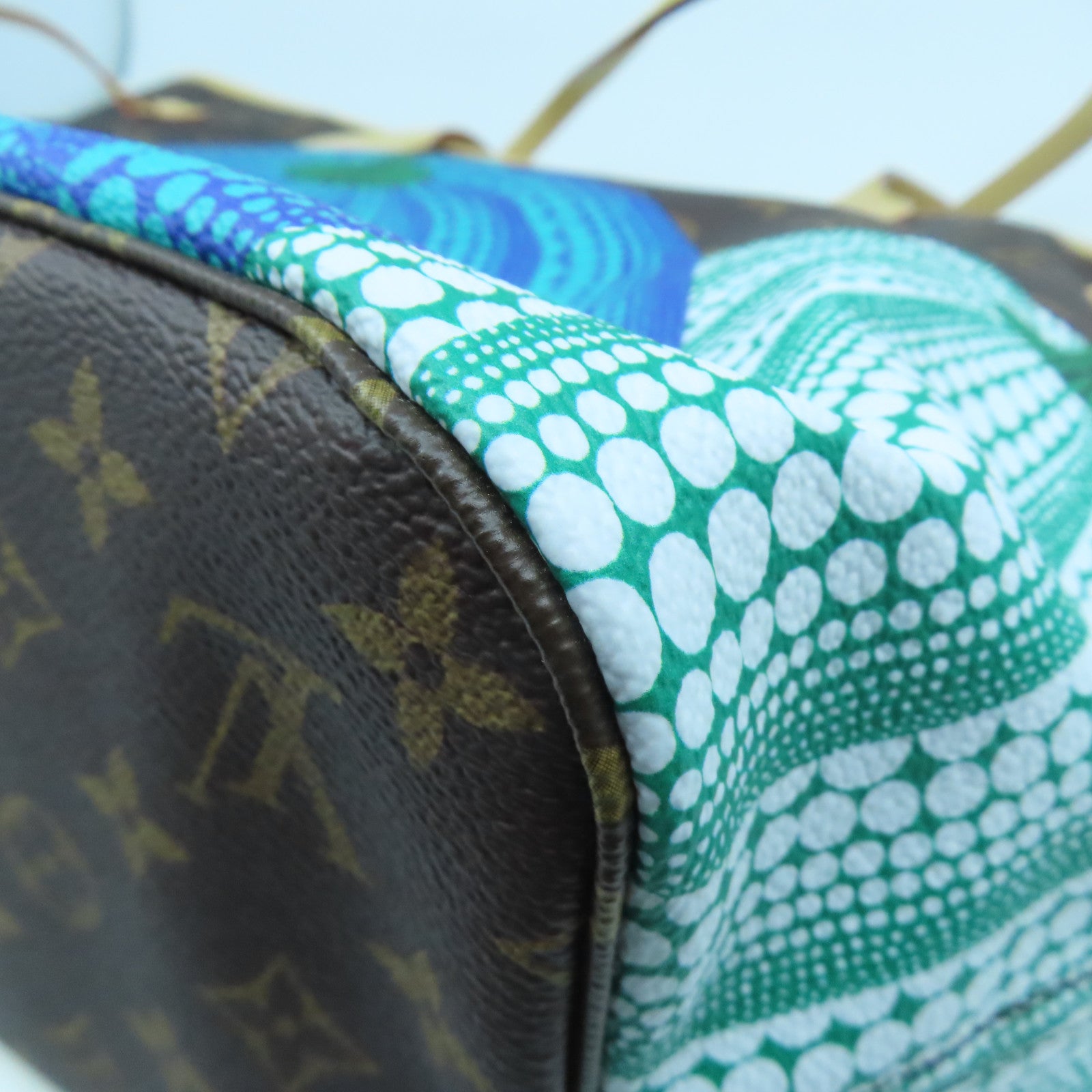 LOUIS VUITTON Monogram Lv x YK Neverfull MM金扣肩背袋啡色