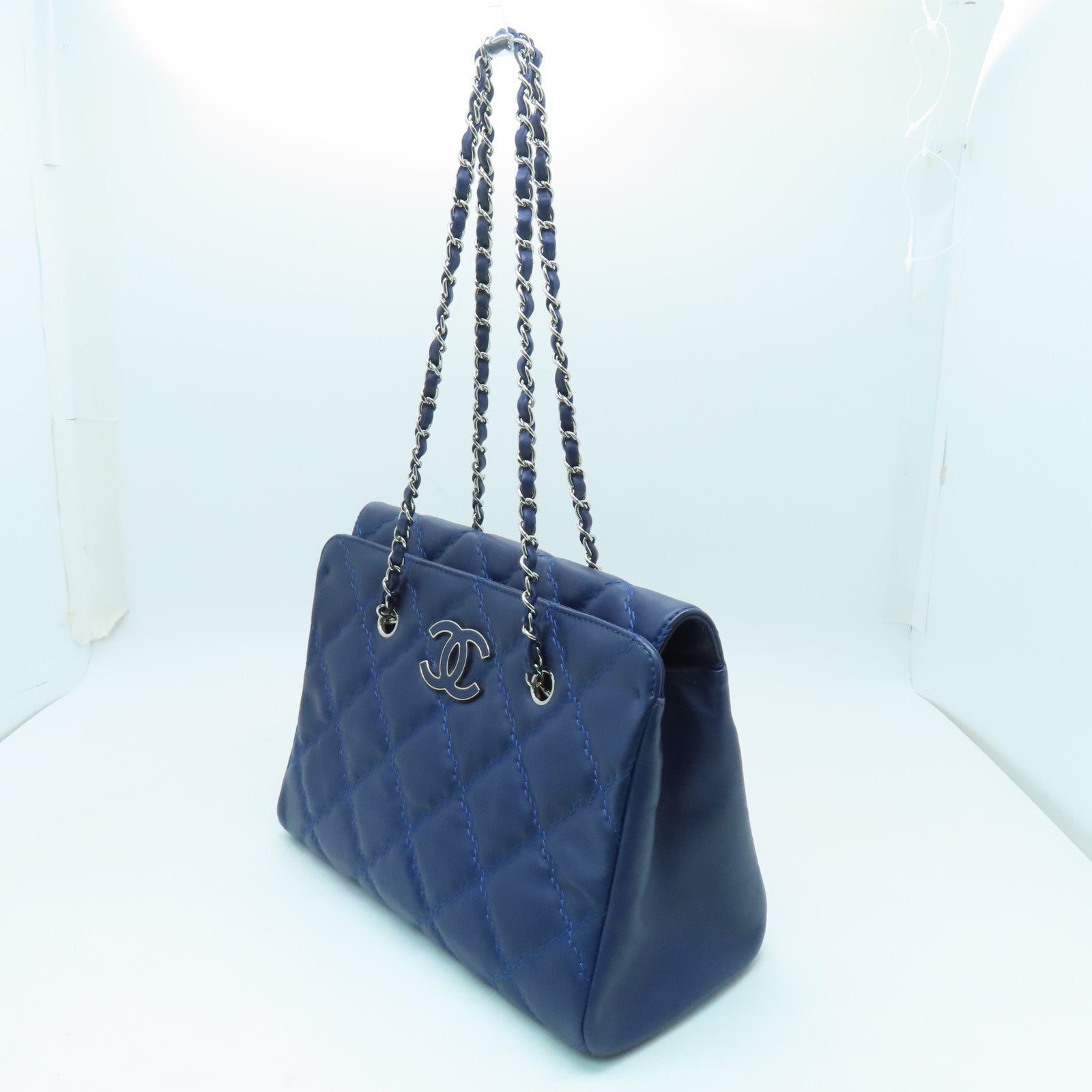 CHANEL 菱格牛皮皮革Chain Shoulder Bag银扣链带肩背袋蓝色