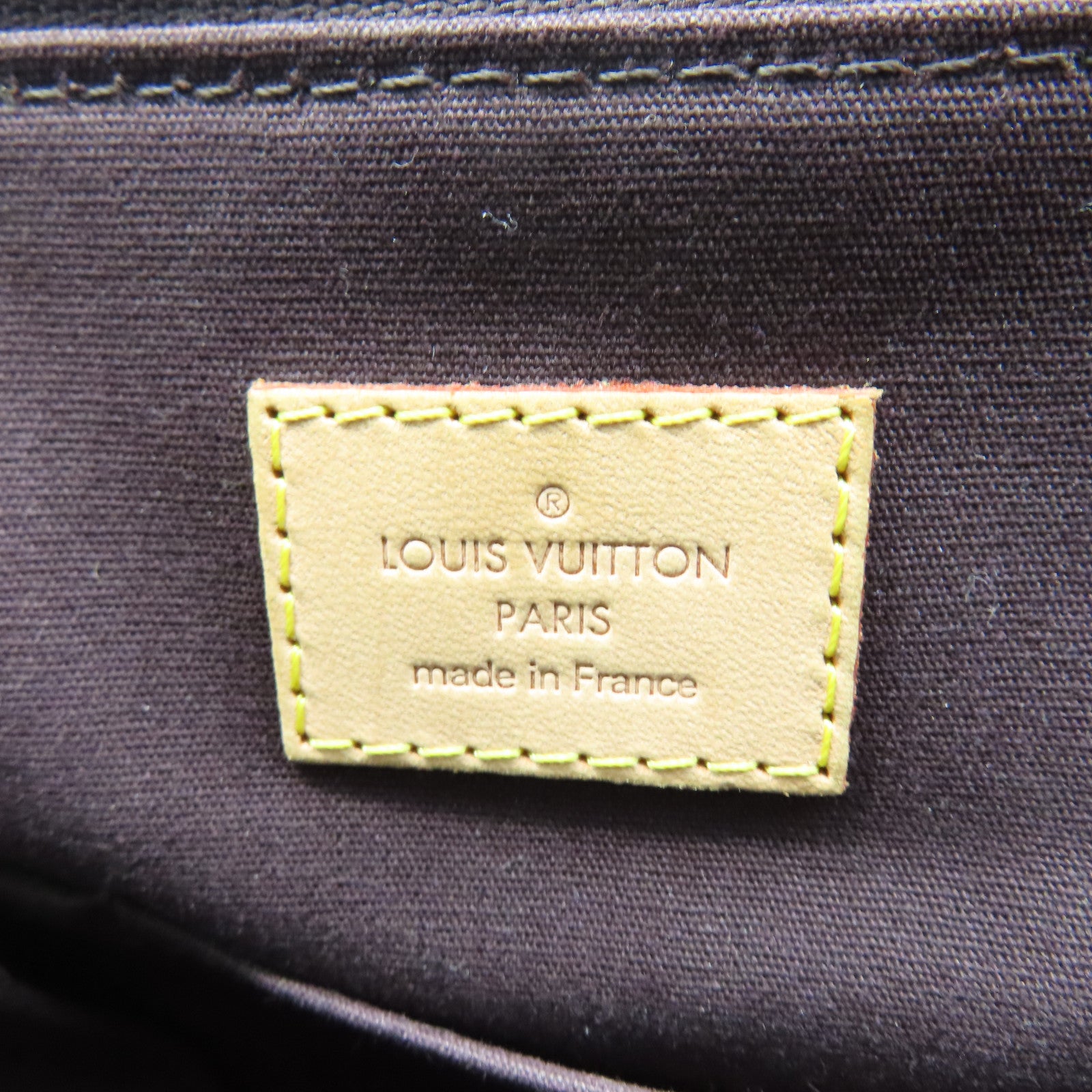 LOUIS VUITTON Monogram Vernis Bellevue PM gold buckle handle bag red
