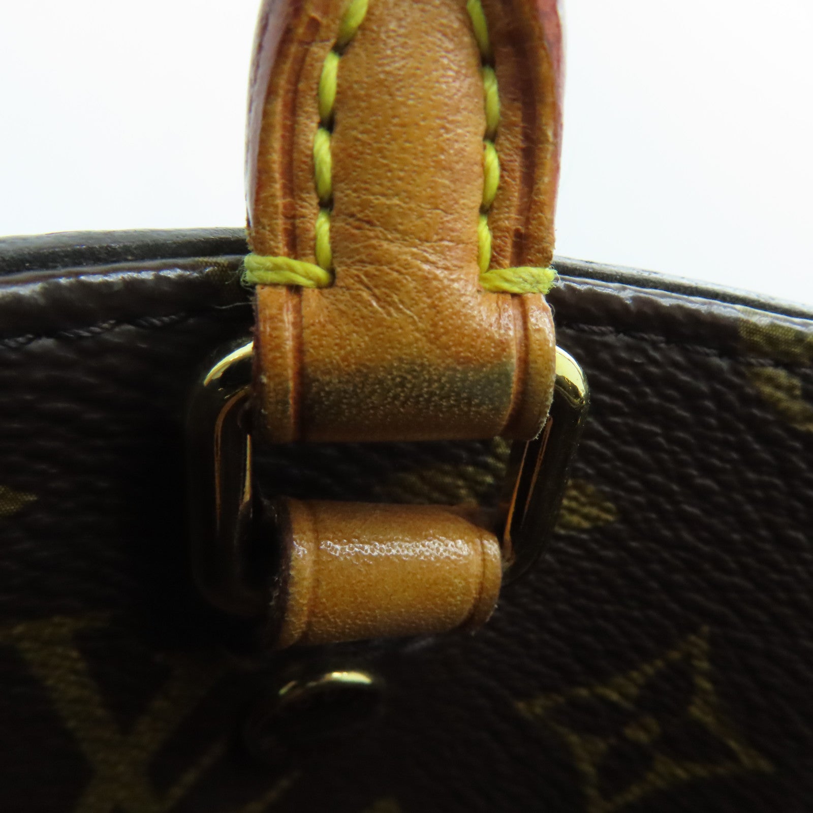 LOUIS VUITTON Monogram Montaigne MM金扣手挽袋啡色