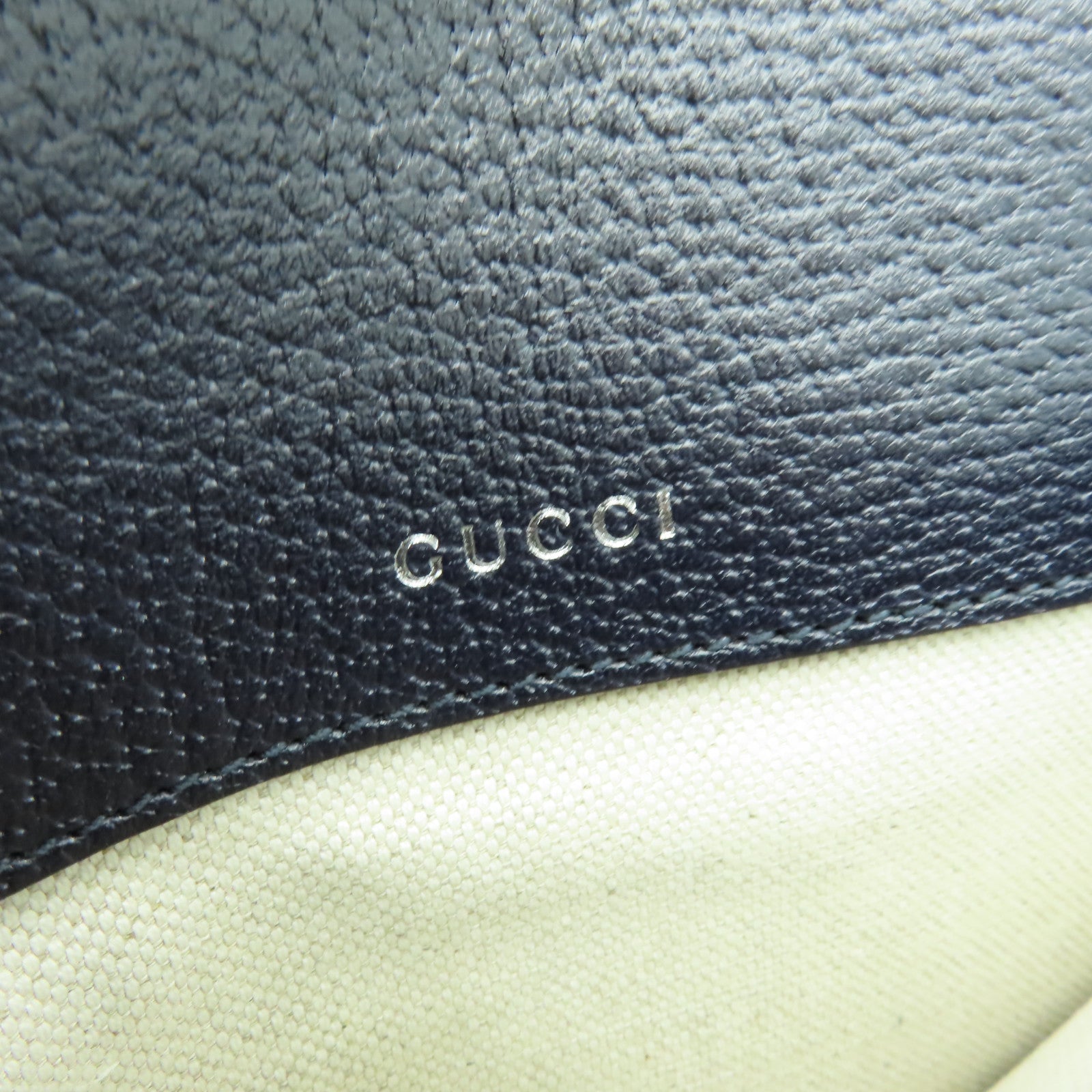GUCCI 塗層帆布GG Supreme 1955銀扣肩背袋米色/藍色