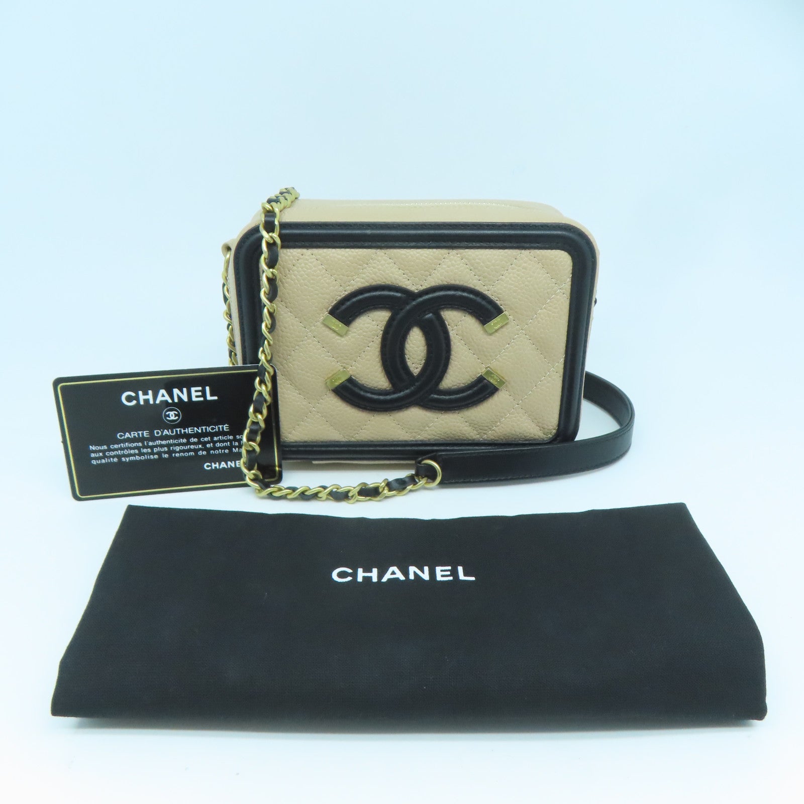 CHANEL 菱格Caviar皮革Chain Shoulder金扣鏈帶肩背袋杏色