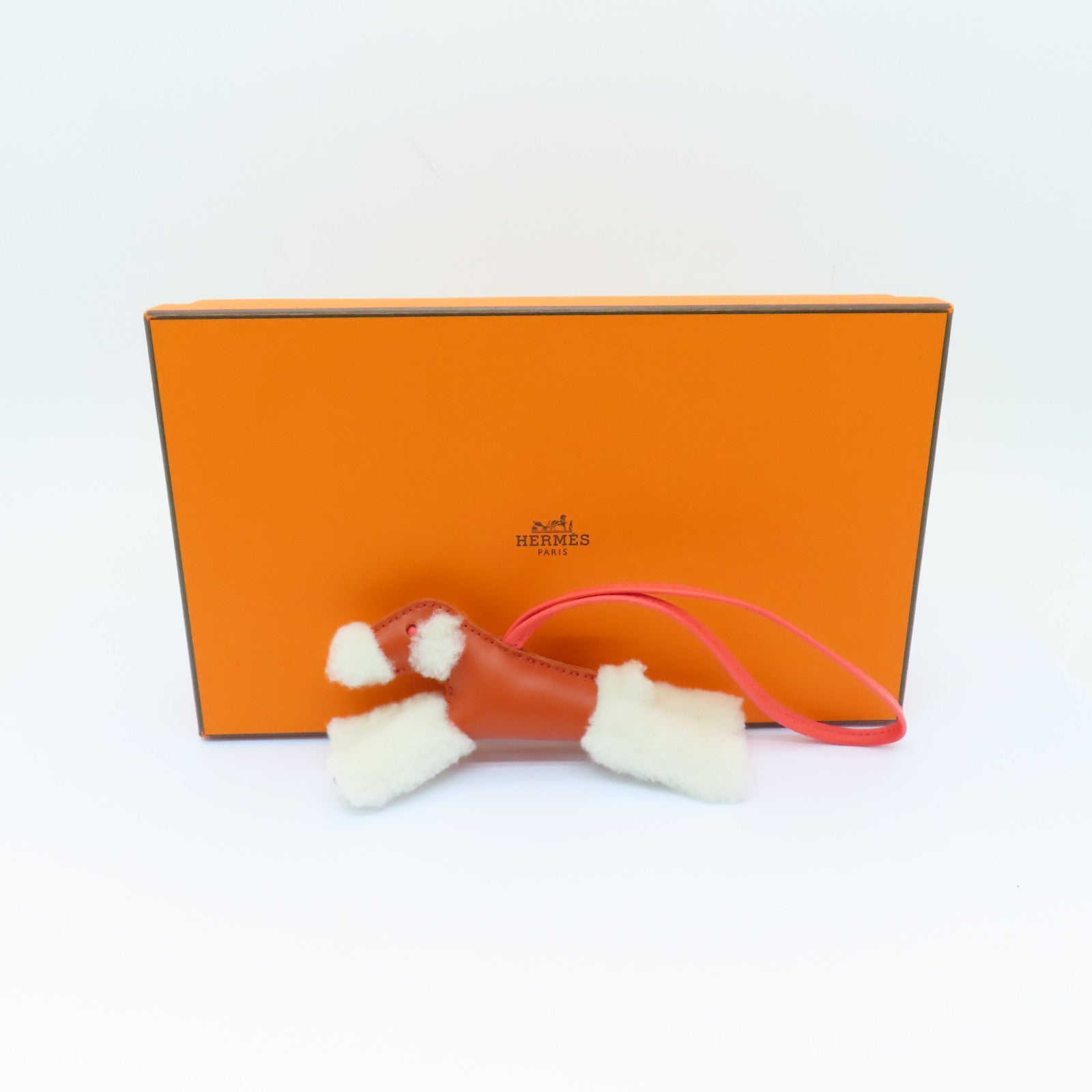 HERMES Swift皮革Buddy Snearling Charm挂饰啡色/粉红色