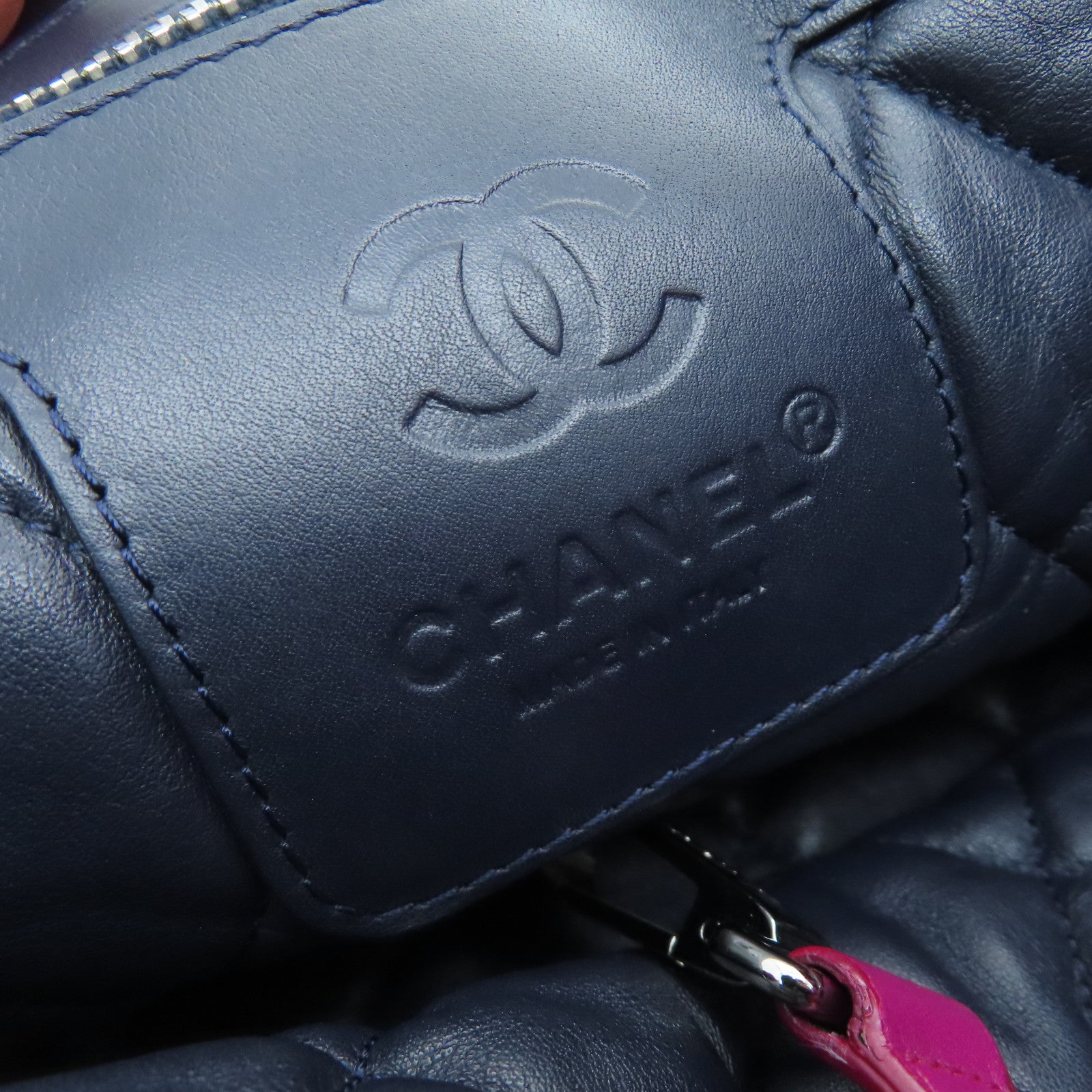CHANEL 菱格牛皮皮革/帆布Shoulder Bag银扣肩背袋黑色/紫色