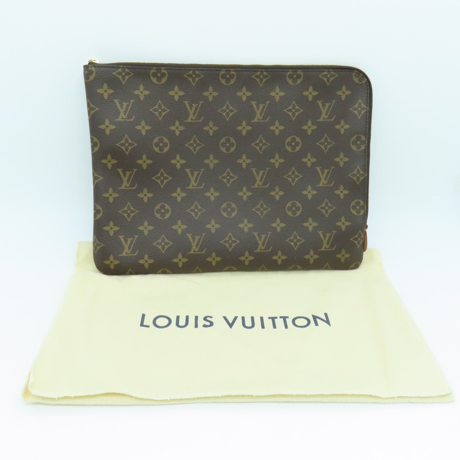 LOUIS VUITTON Monogram Etui Voyage MM金扣手拿包啡色