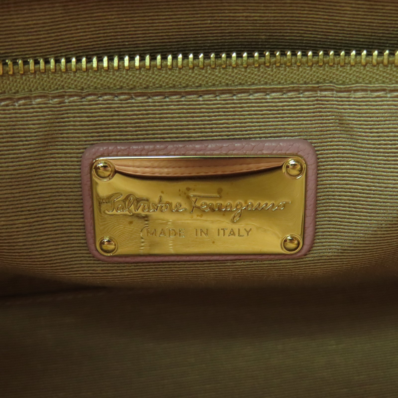 Salvatore Ferragamo 牛皮皮革2 Way Shoulder金扣手挽肩背兩用袋粉紅色