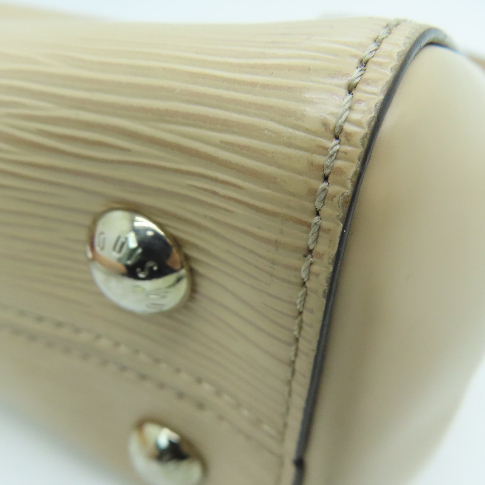 LOUIS VUITTON Epi Cluny BB银扣手挽肩背两用袋米色