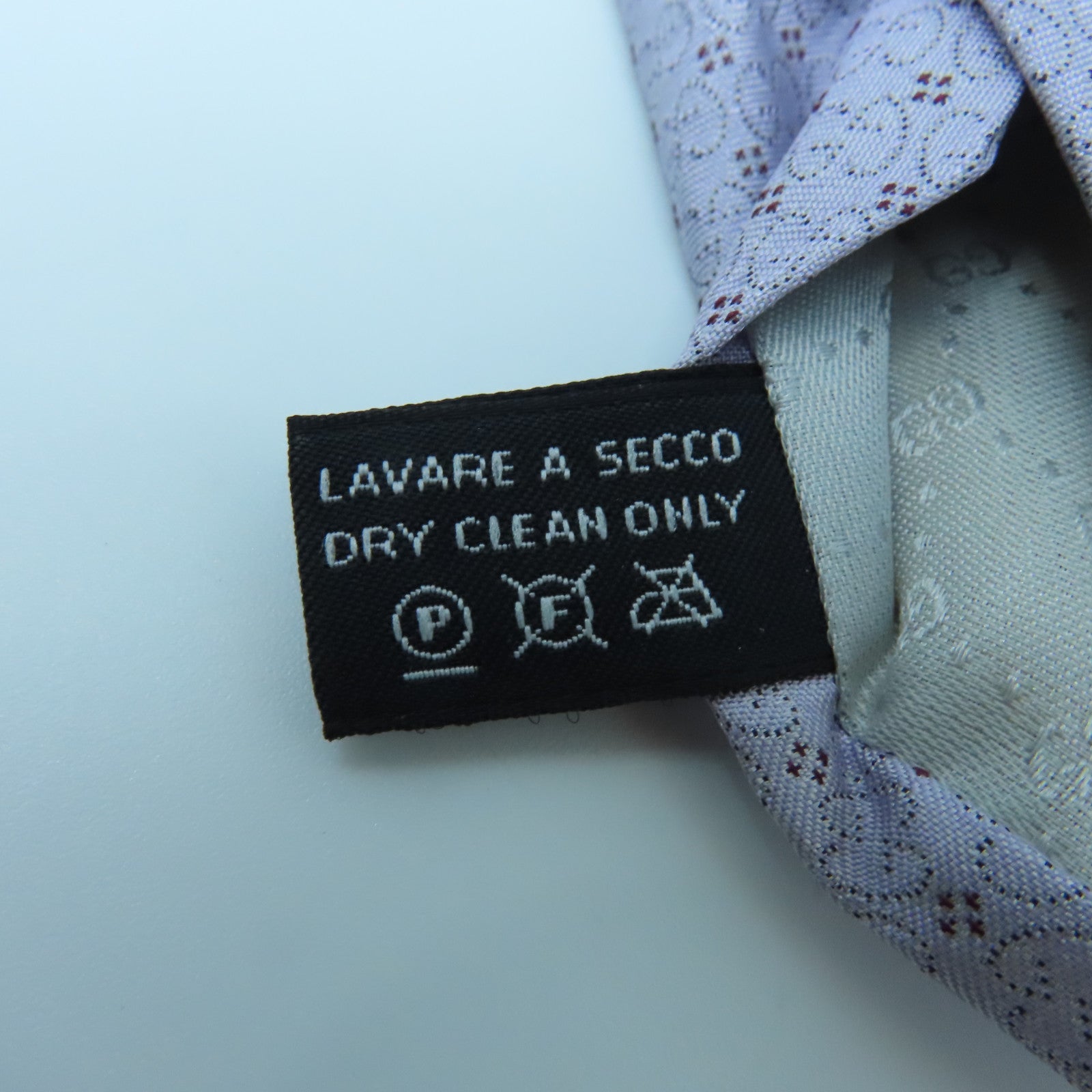 GUCCI 【激減優惠】絲質Necktie領帶淺紫色