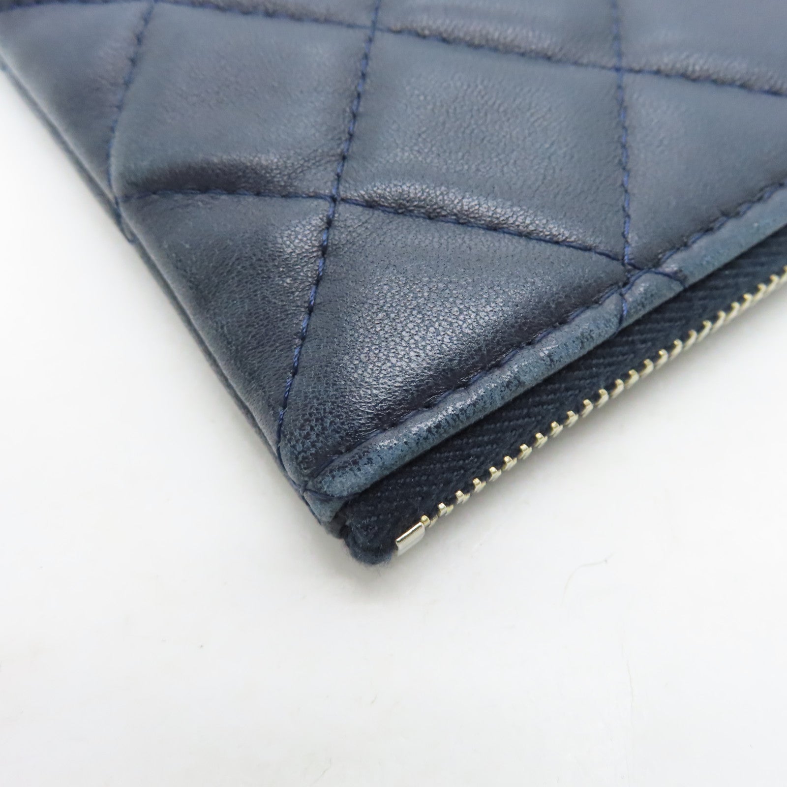CHANEL rhombic sheepskin leather Pouch silver buckle cosmetic bag dark blue