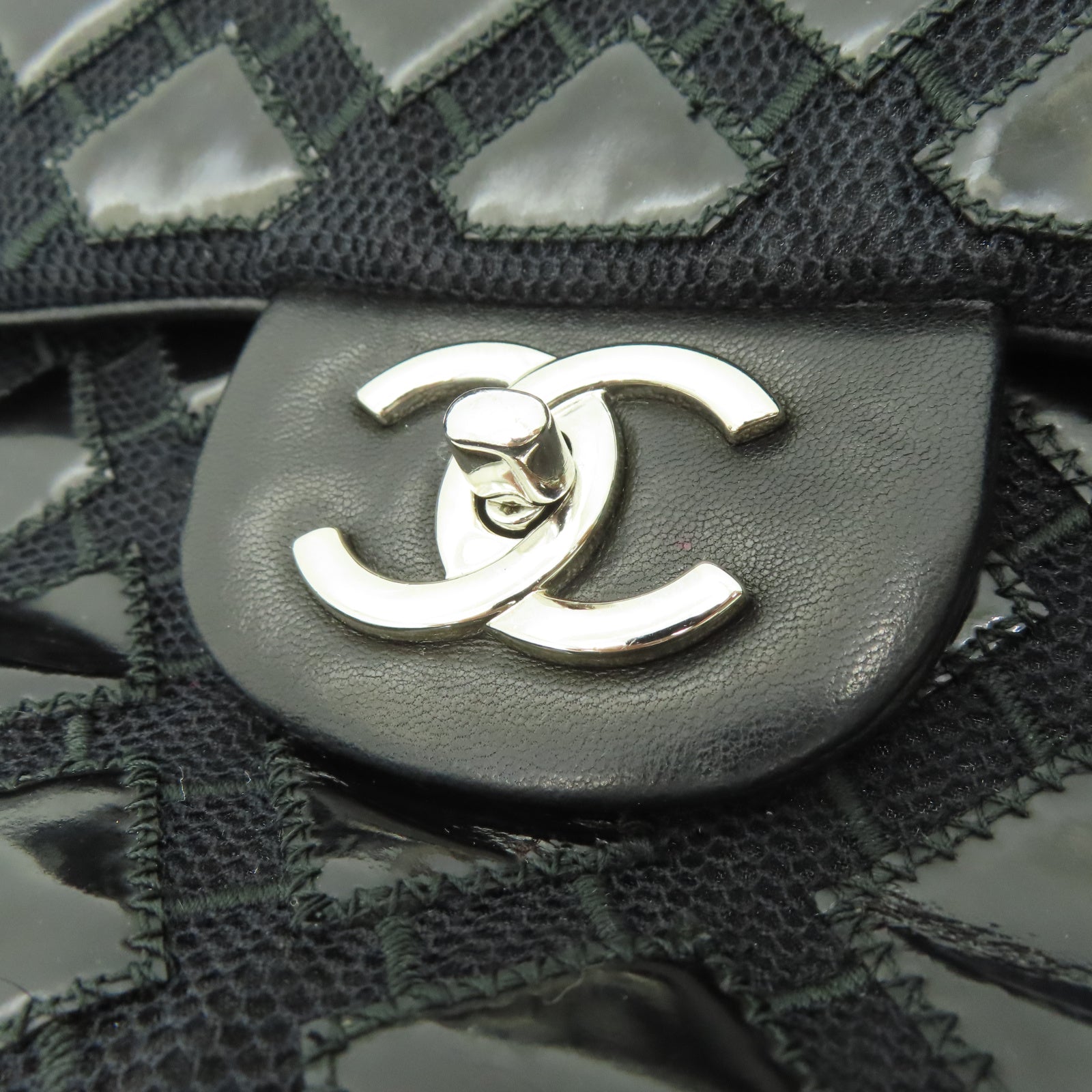 CHANEL 菱格牛皮皮革Shoulder Bag銀扣鏈帶肩背袋黑色