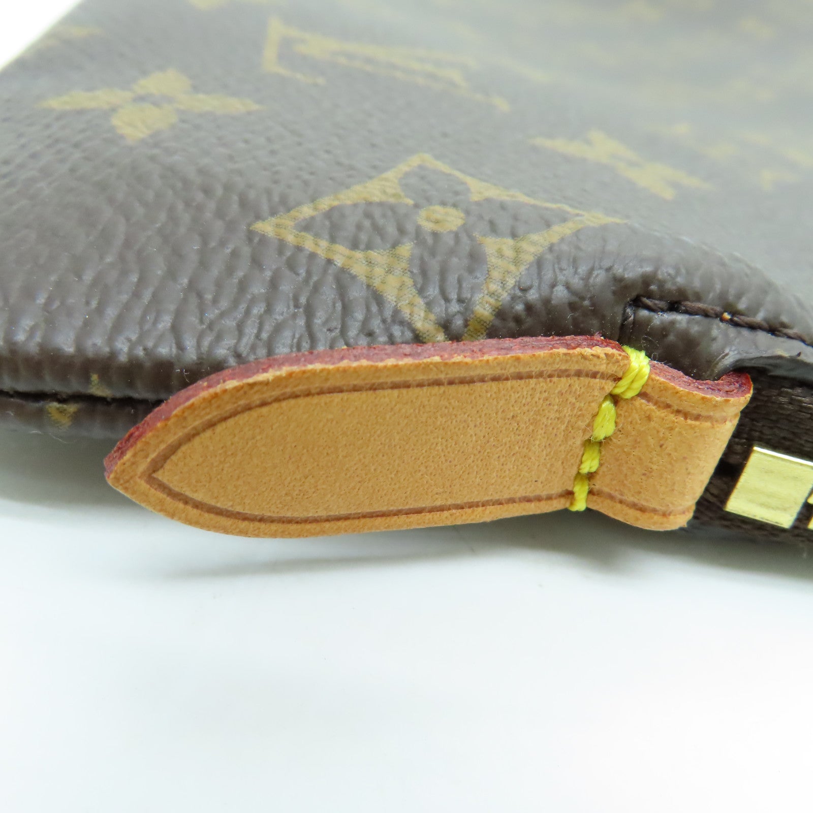 LOUIS VUITTON Monogram Etui Voyage MM金扣手拿包啡色