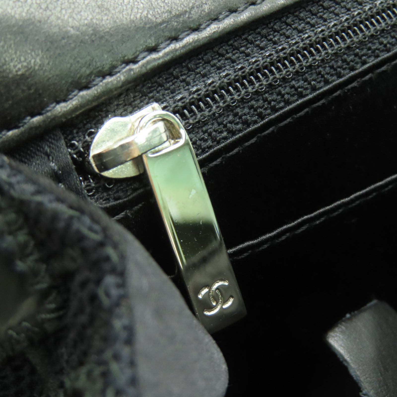 CHANEL 菱格牛皮皮革Shoulder Bag銀扣鏈帶肩背袋黑色