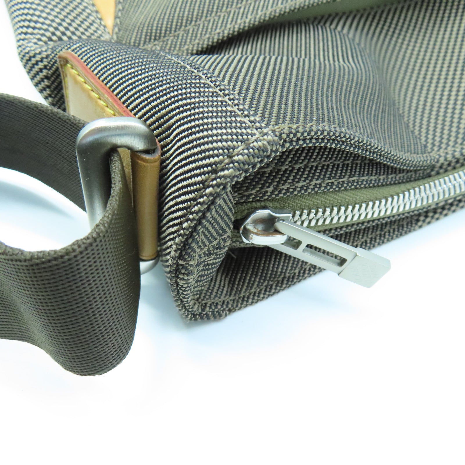 LOUIS VUITTON Damier Geant Compagnon Shoulder Bag Silver Buckle Brown Shoulder Bag