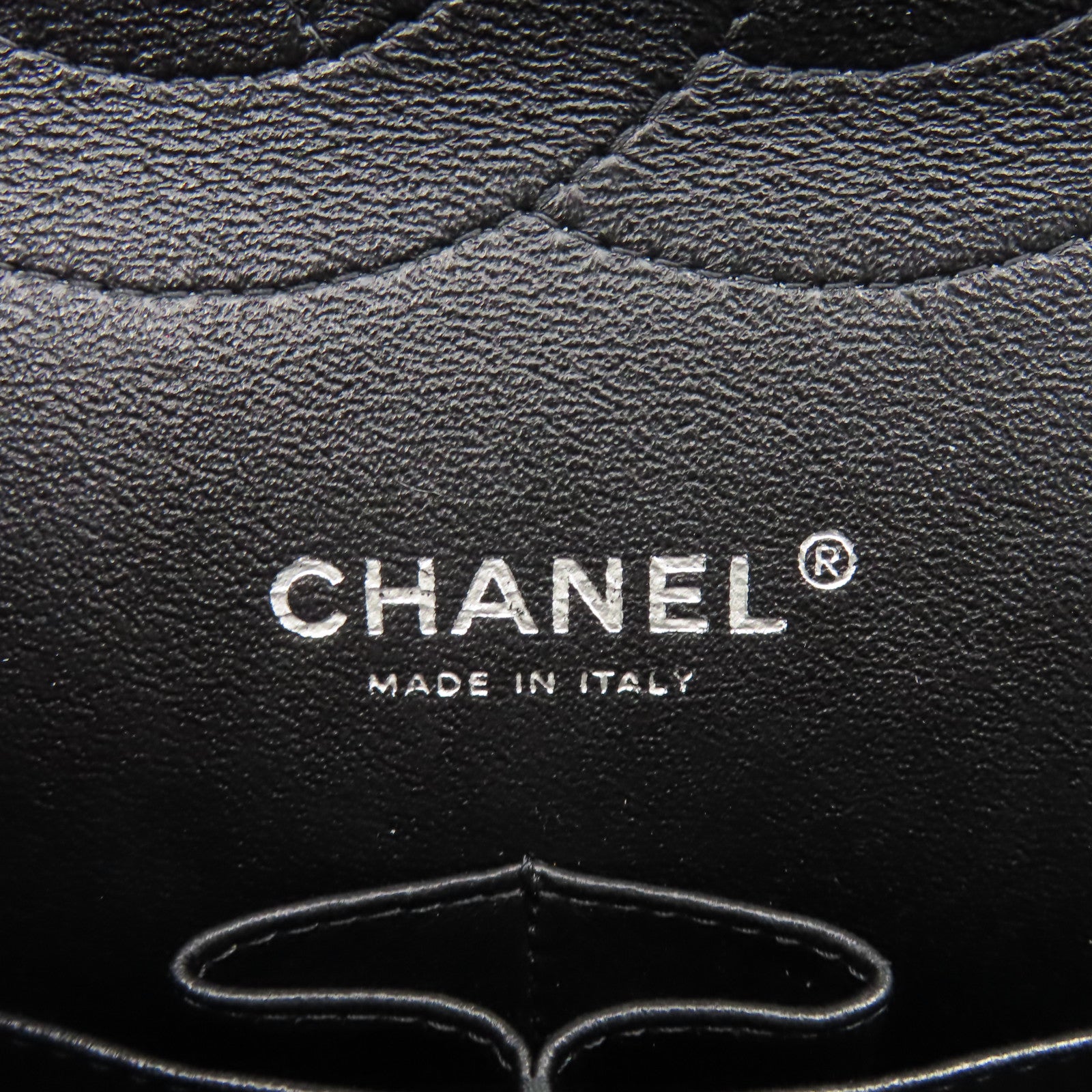 CHANEL 菱格漆皮皮革Classic Jumbo Flap Shoulder Bag銀扣鏈帶肩背袋黑色