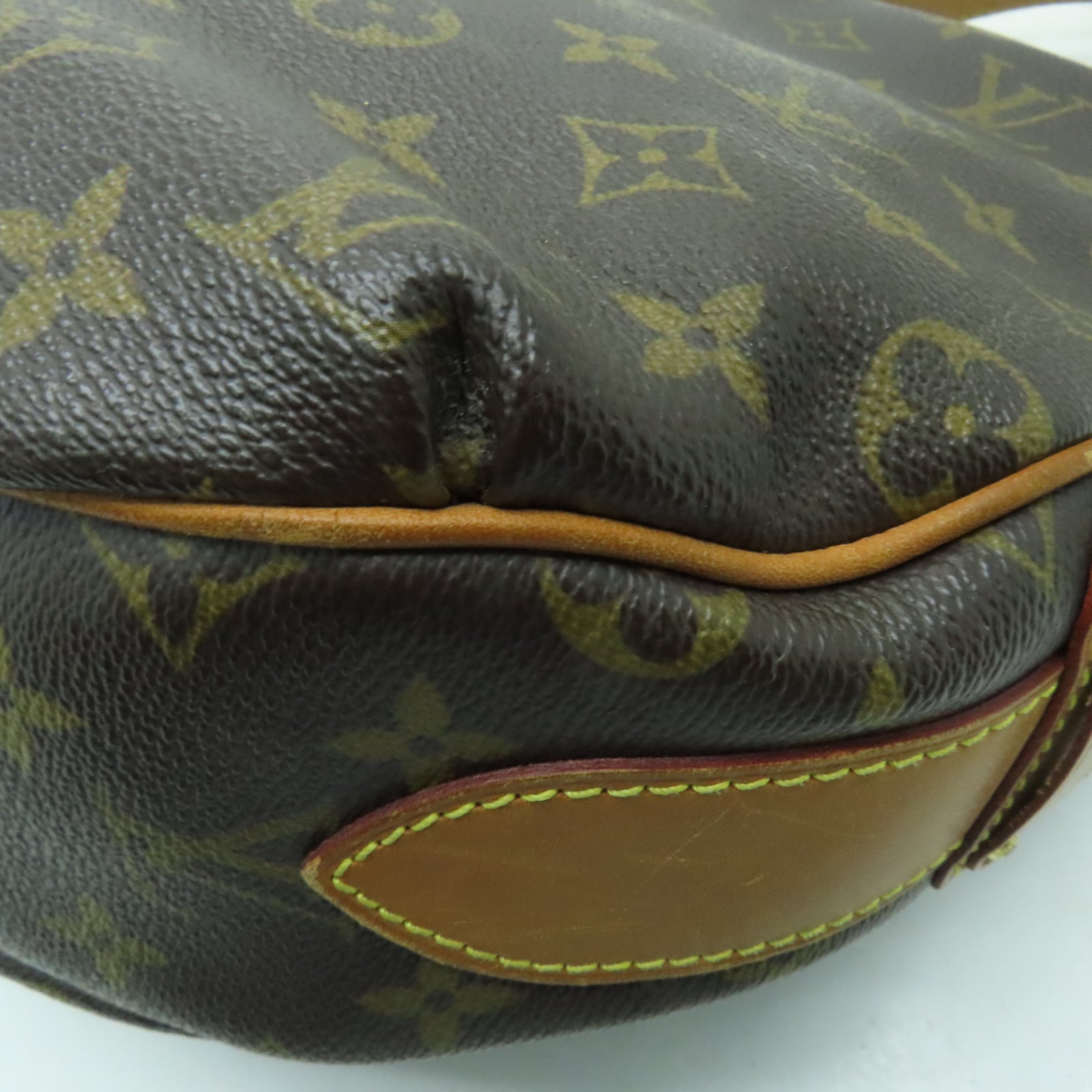 LOUIS VUITTON Monogram Tulum GM金扣肩背袋啡色