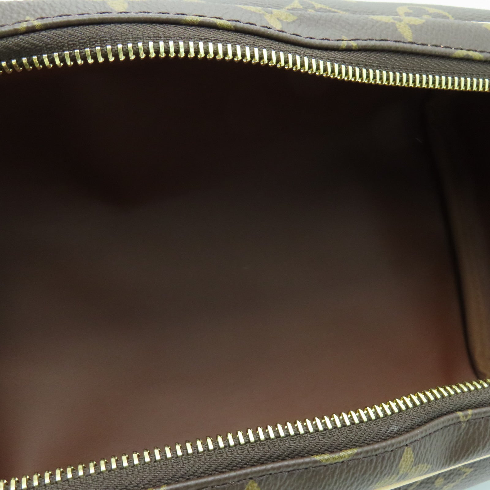 LOUIS VUITTON Monogram Dopp金扣手拿包啡色