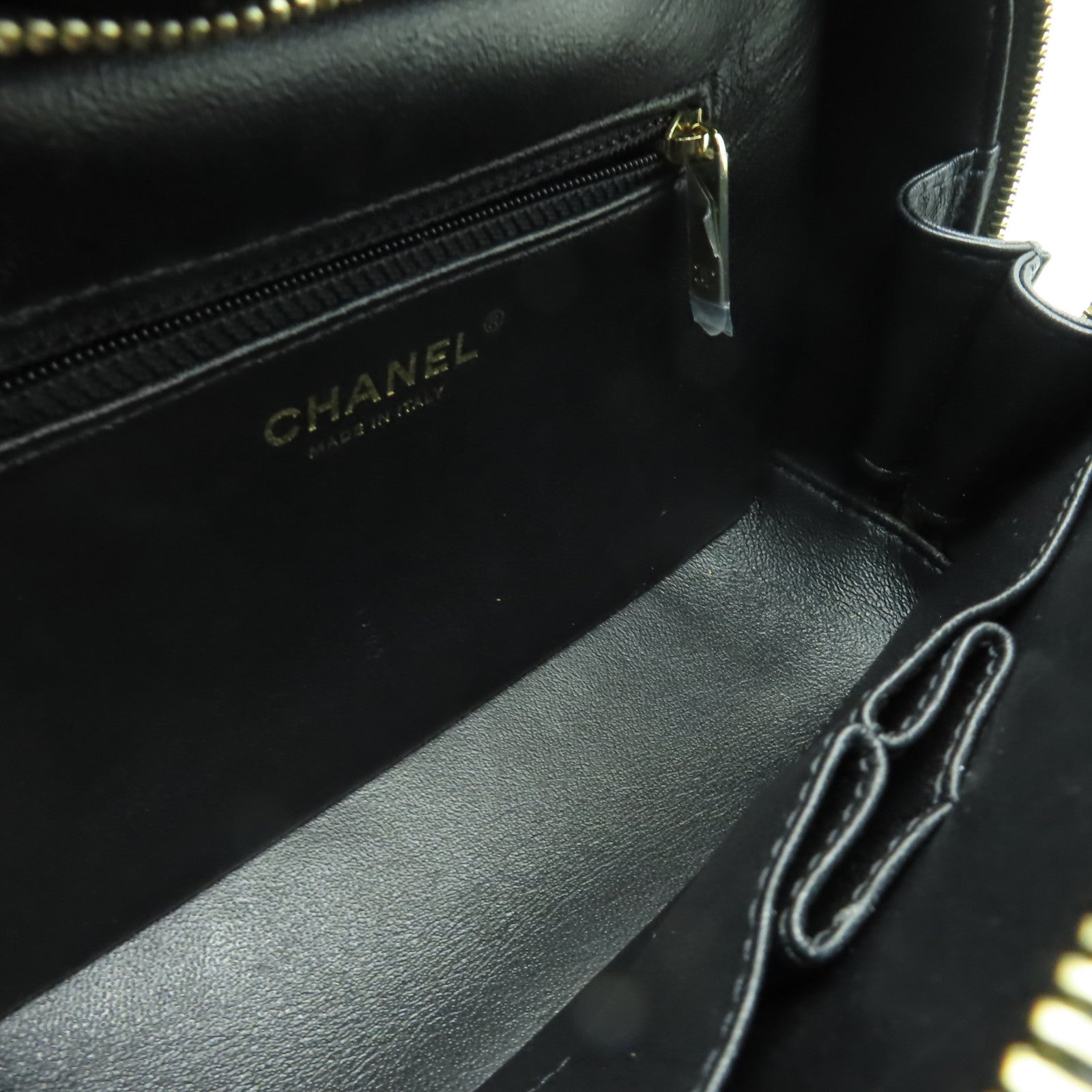 CHANEL 菱格羊皮皮革Small Trendy CC Bowling Bag金扣鏈帶肩背袋黑色