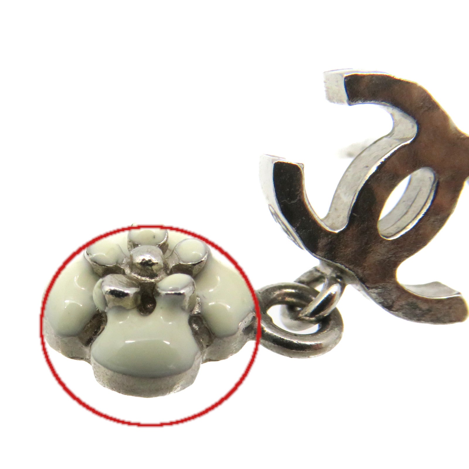 CHANEL metal CC Earrings earrings beige
