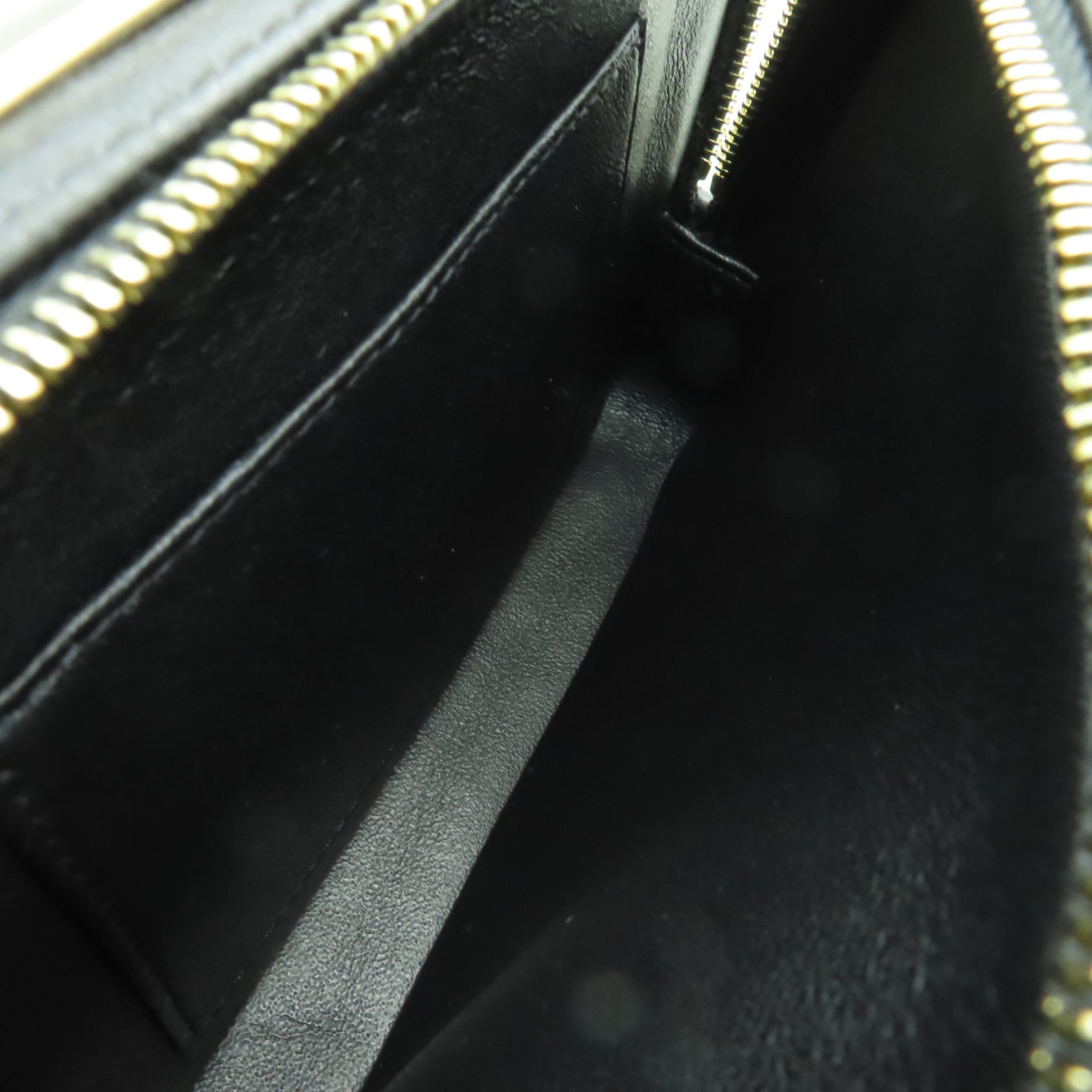 CHANEL 菱格羊皮皮革Small Trendy CC Bowling Bag金扣鏈帶肩背袋黑色