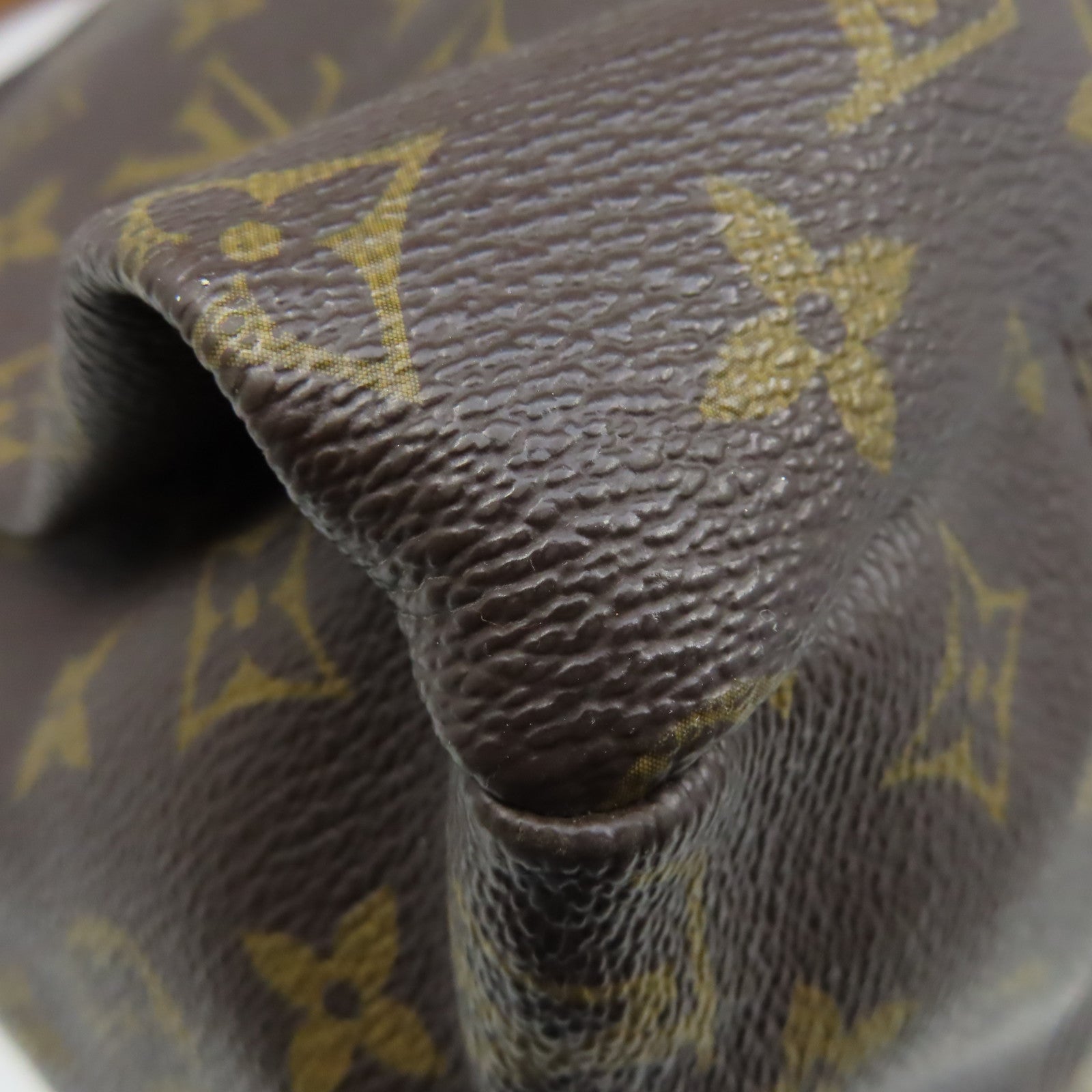 LOUIS VUITTON Monogram Artsy GM Shoulder Bag金扣肩背袋啡色