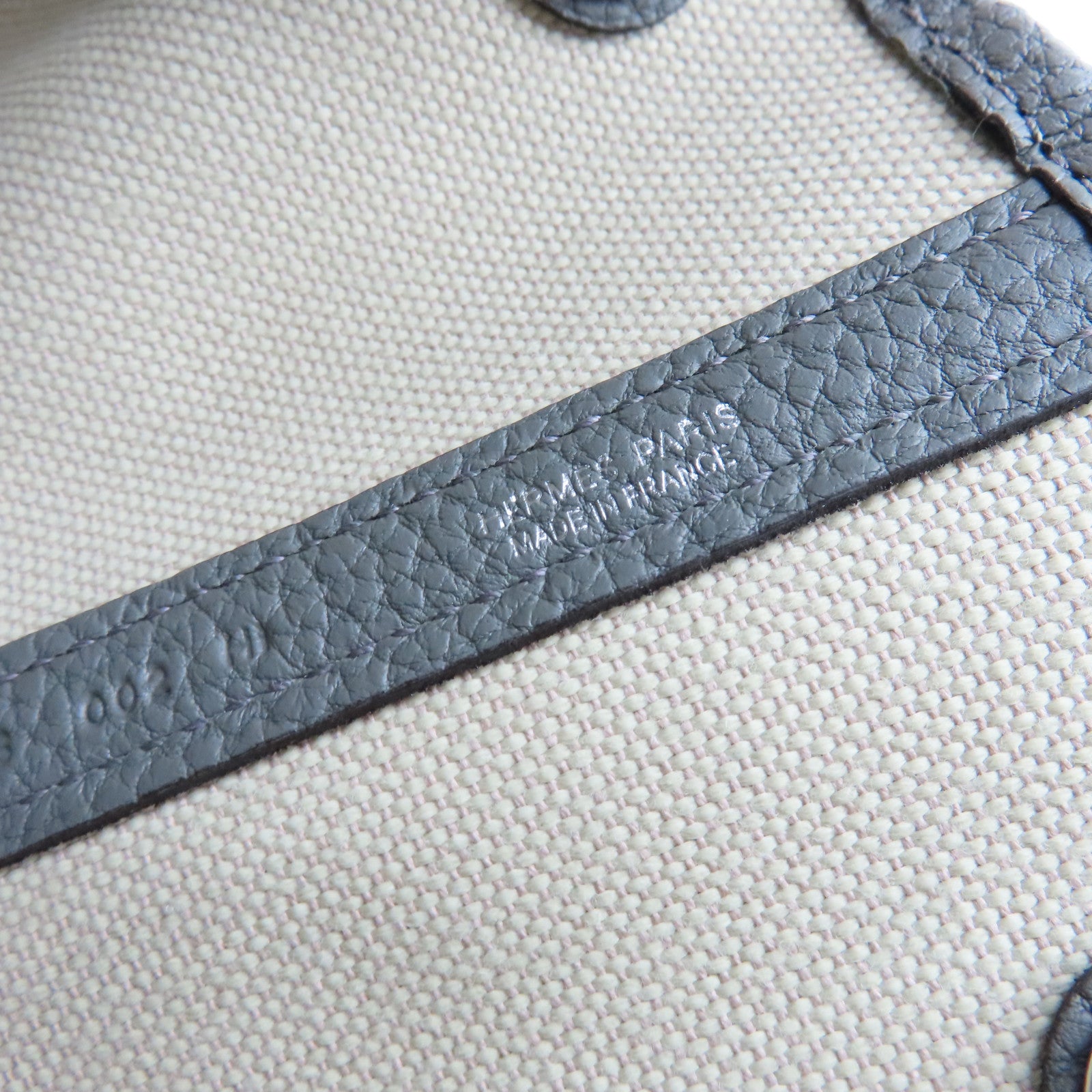 HERMES Toile Militaire GardenParty PM Silver Button Handle Bag Oil White/Gray