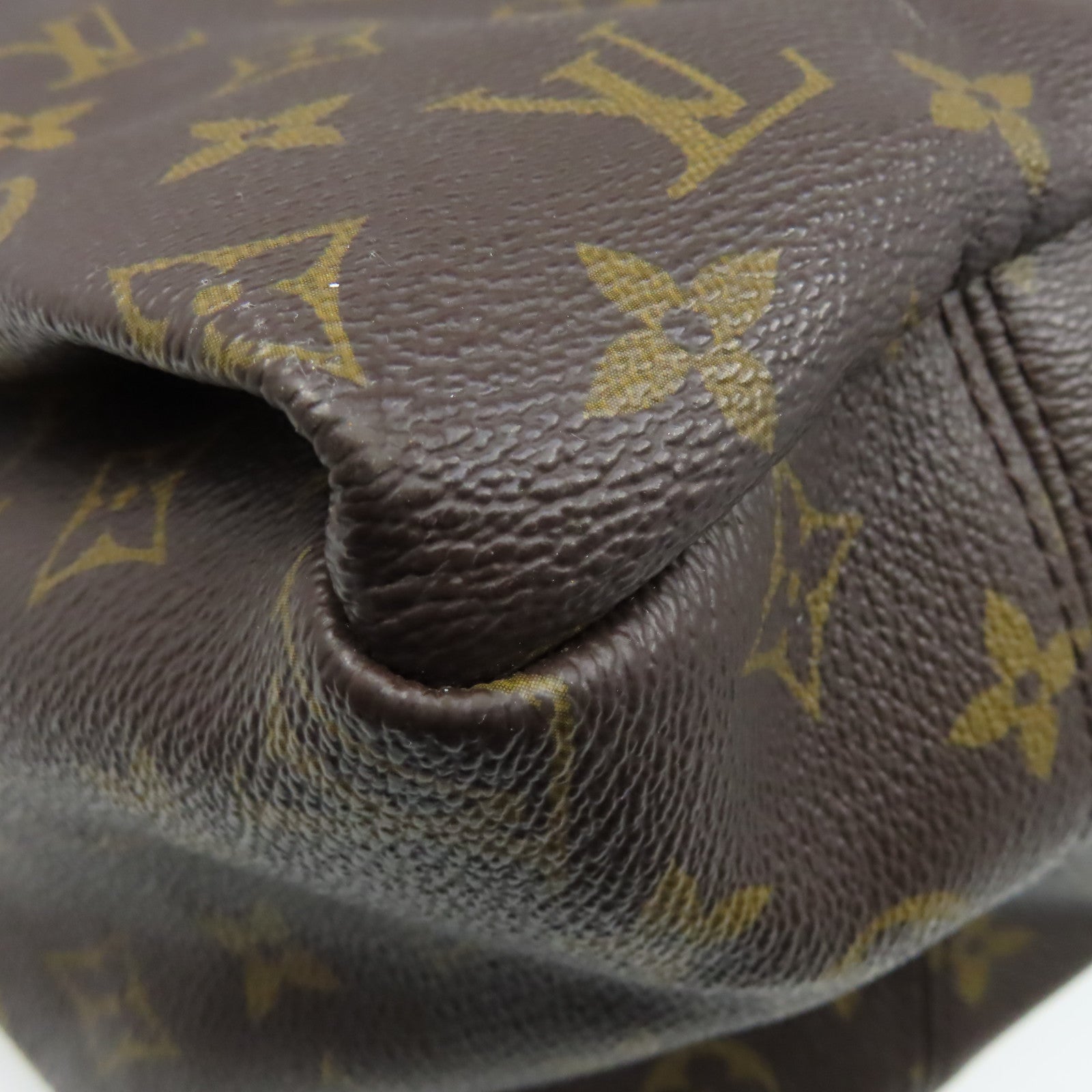 LOUIS VUITTON Monogram Artsy GM Shoulder Bag金扣肩背袋啡色