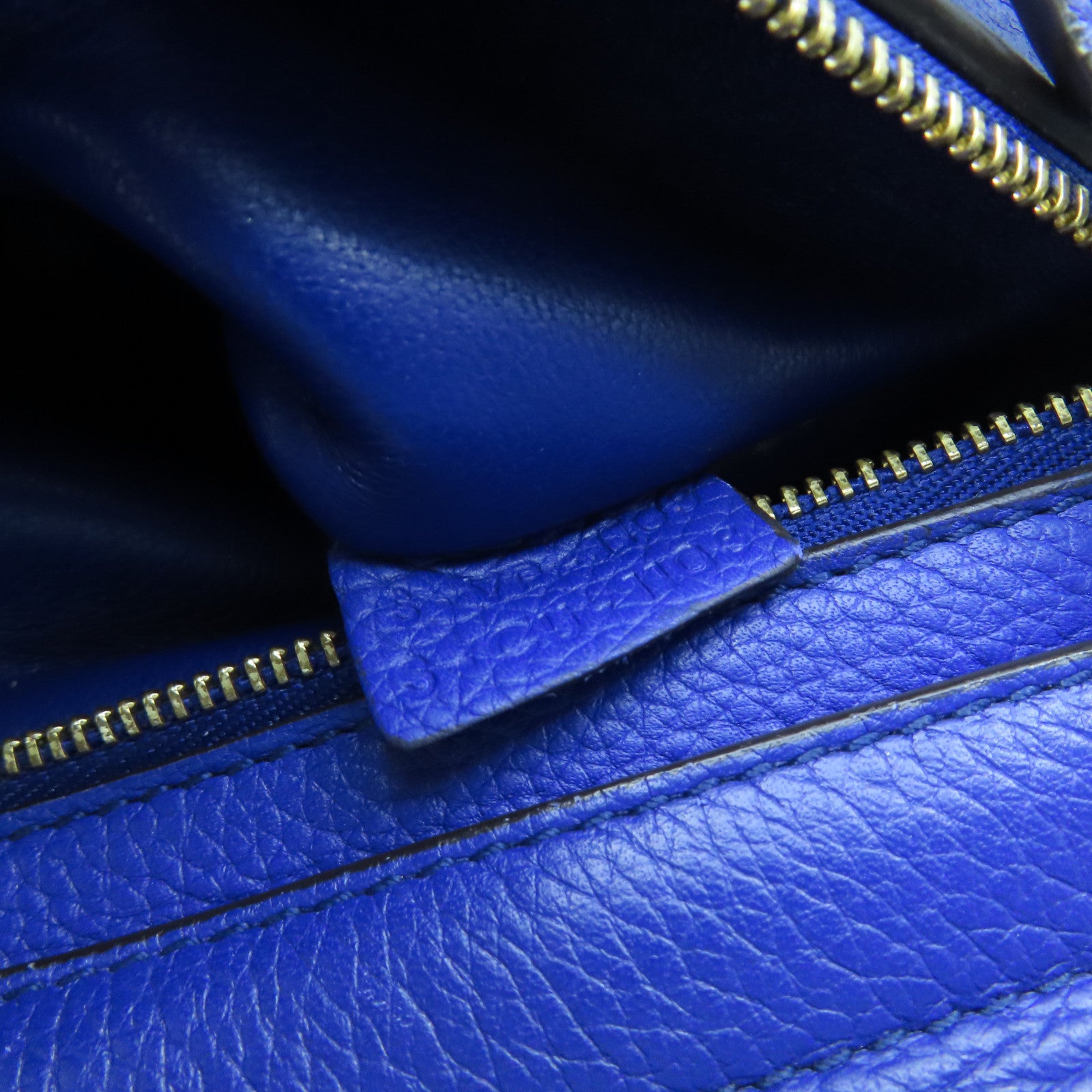 CELINE Cowhide Leather Trapeze Medium Gold Buckle Handle Shoulder Bag Blue