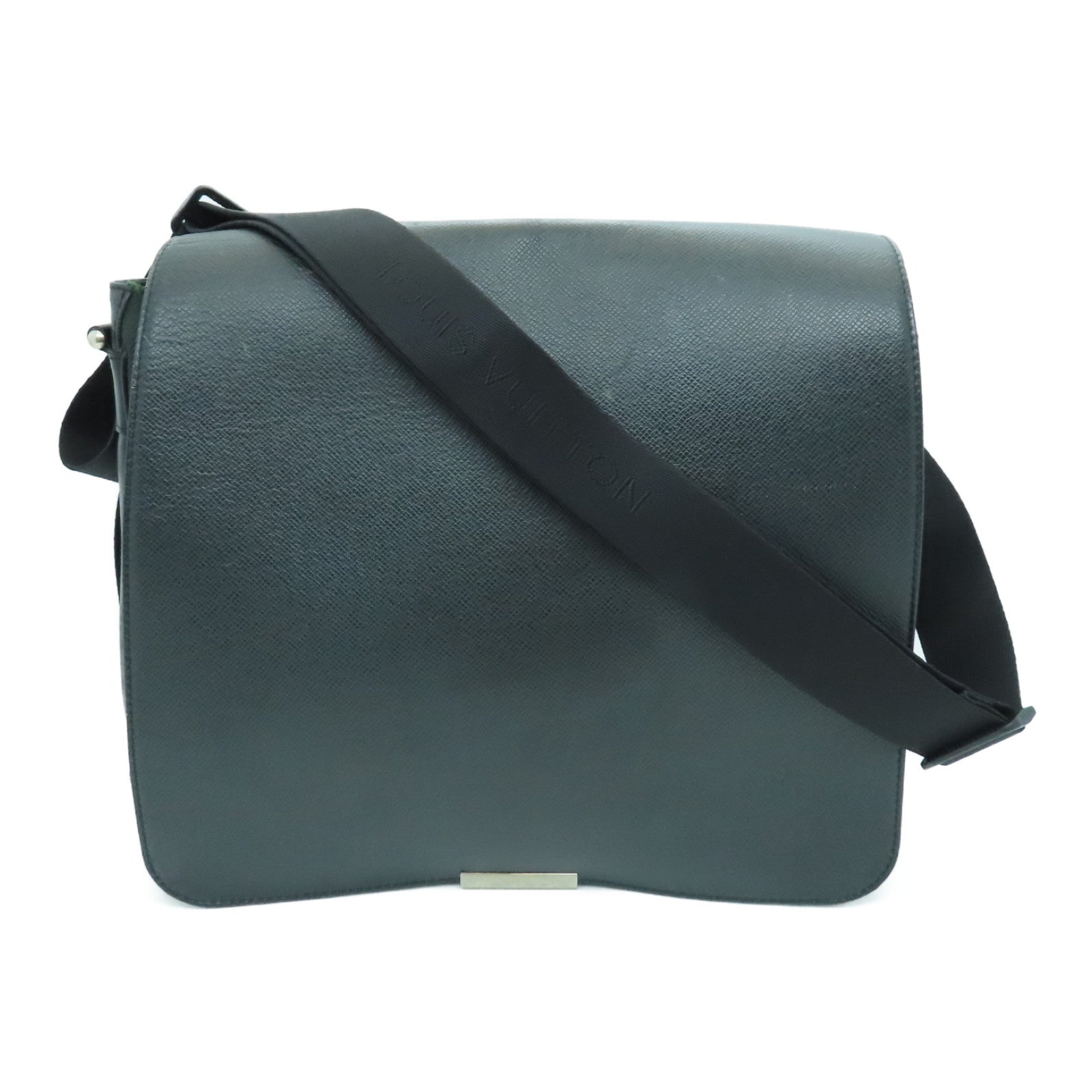 LOUIS VUITTON Taiga Shoulder Bag银扣肩背袋黑色