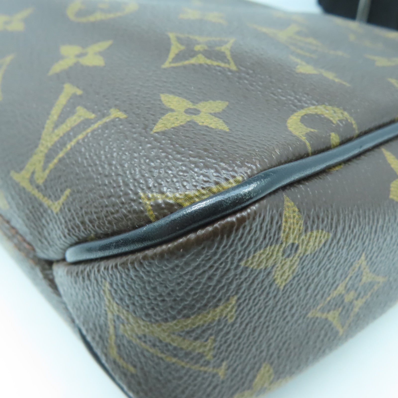 LOUIS VUITTON Monogram Macassar District PM銀扣肩背袋啡色