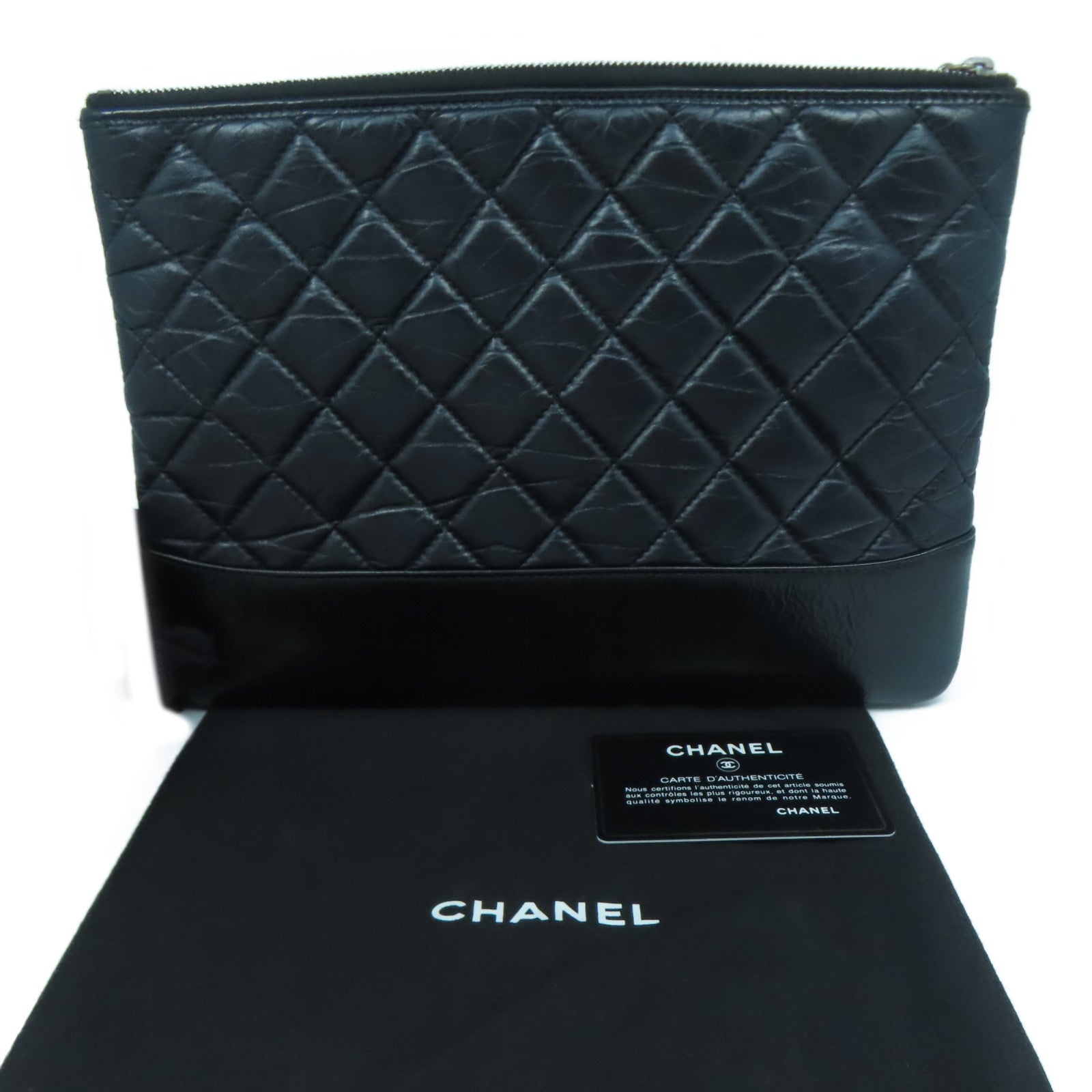 CHANEL 菱格牛皮皮革Pouch手拿包黑色