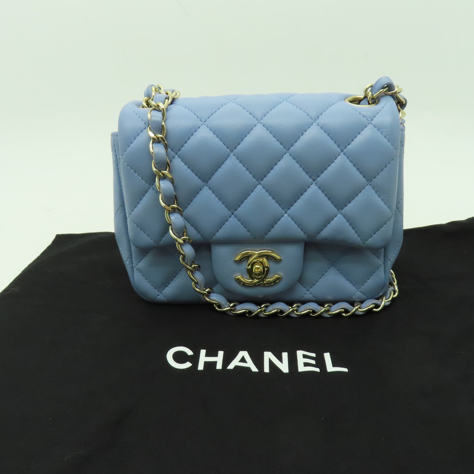 CHANEL 菱格羊皮皮革Chain Shoulder銀扣鏈帶肩背袋淺藍色