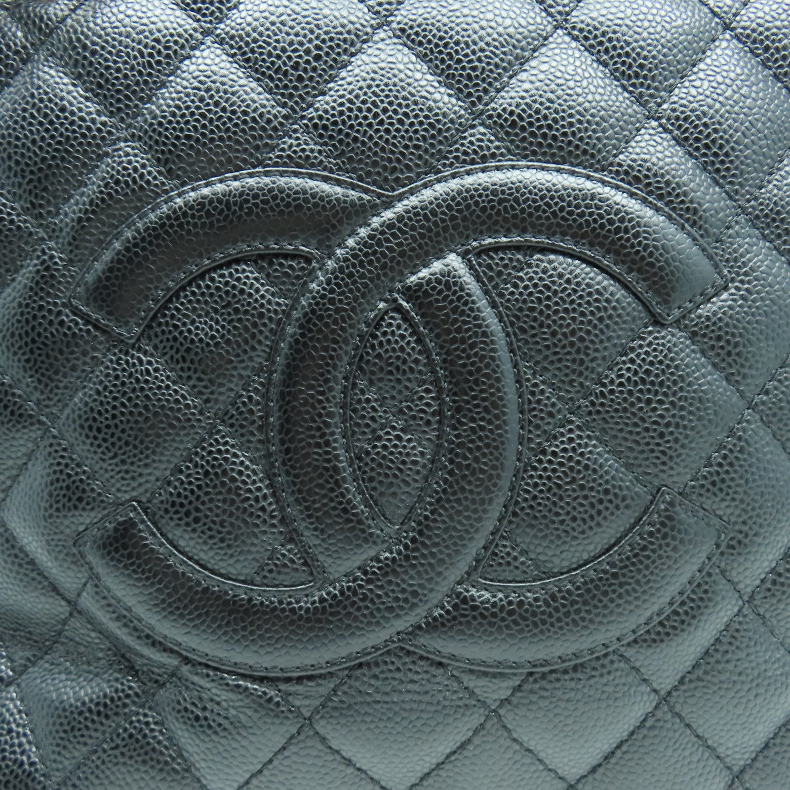 CHANEL 菱格Caviar皮革GST銀扣鏈帶肩背袋黑色