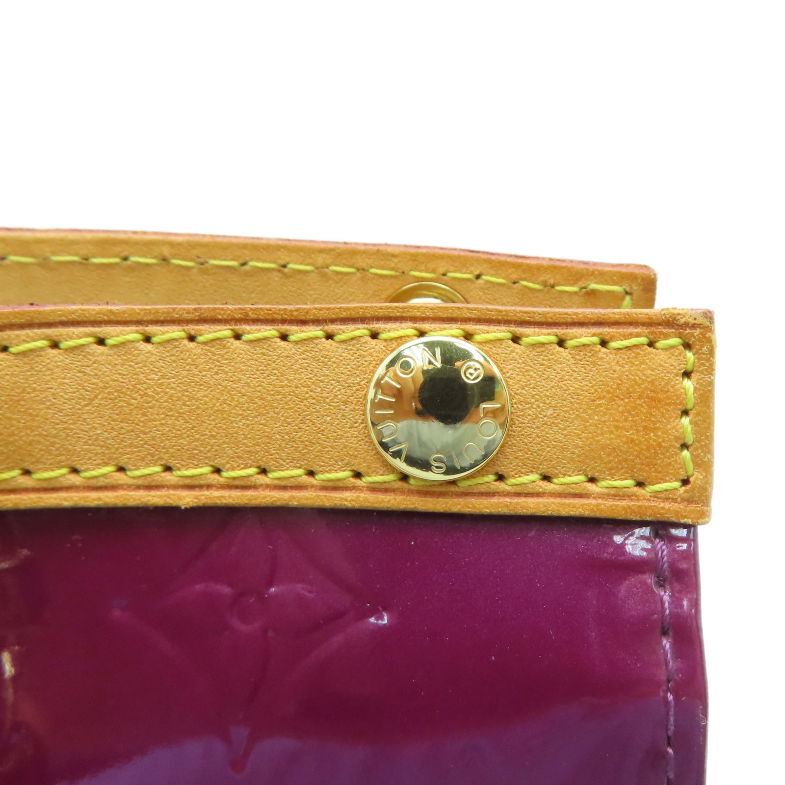 LOUIS VUITTON Mono Vernis Roxbury Drive gold buckle handle shoulder bag red