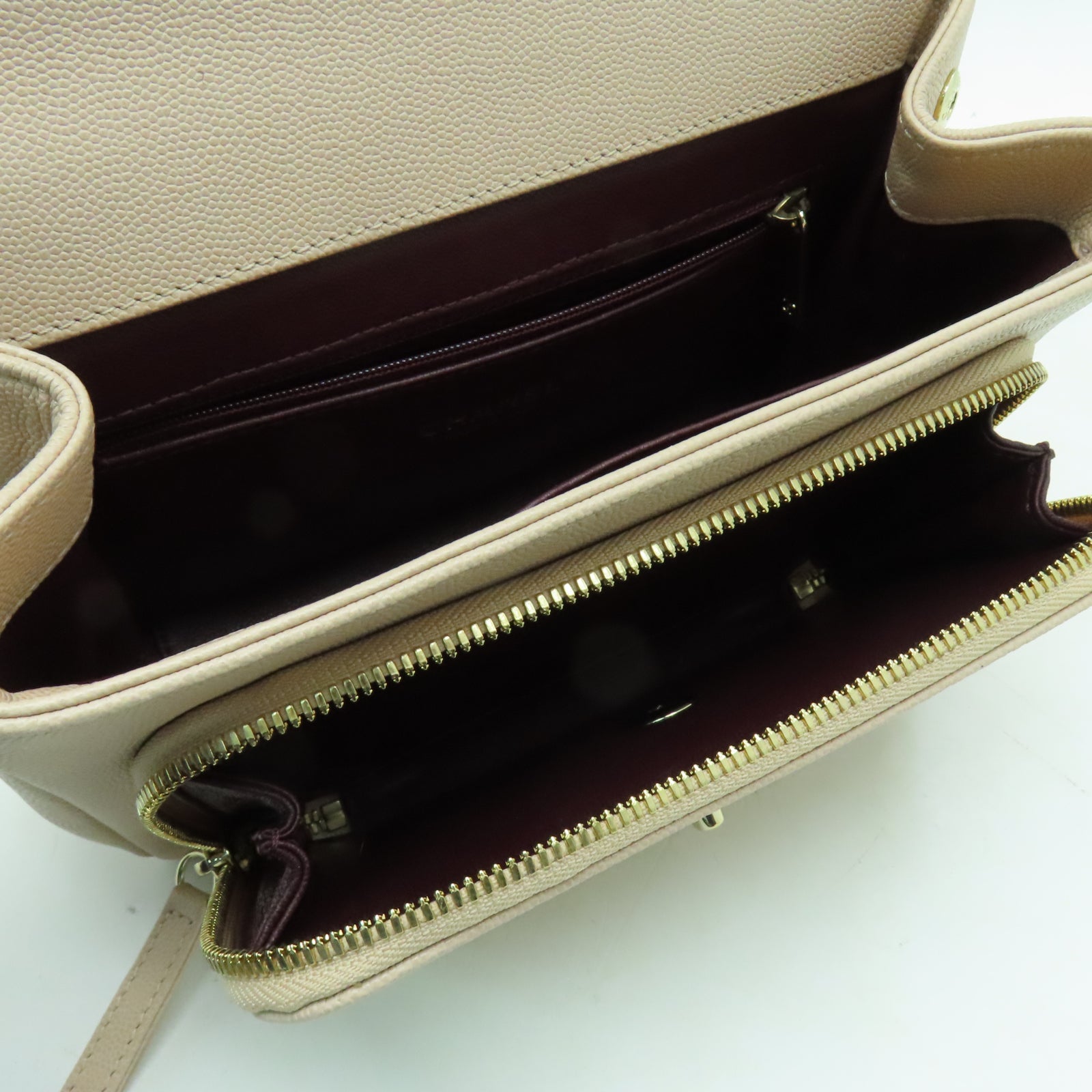 CHANEL 菱格牛皮皮革Shoulder Bag金扣鏈帶肩背袋米色