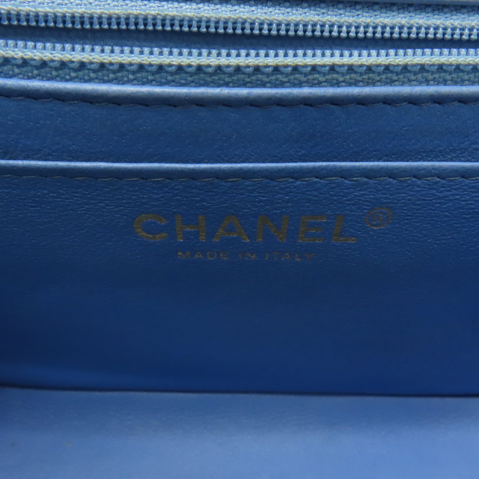 CHANEL 菱格羊皮皮革Chain Shoulder銀扣鏈帶肩背袋淺藍色
