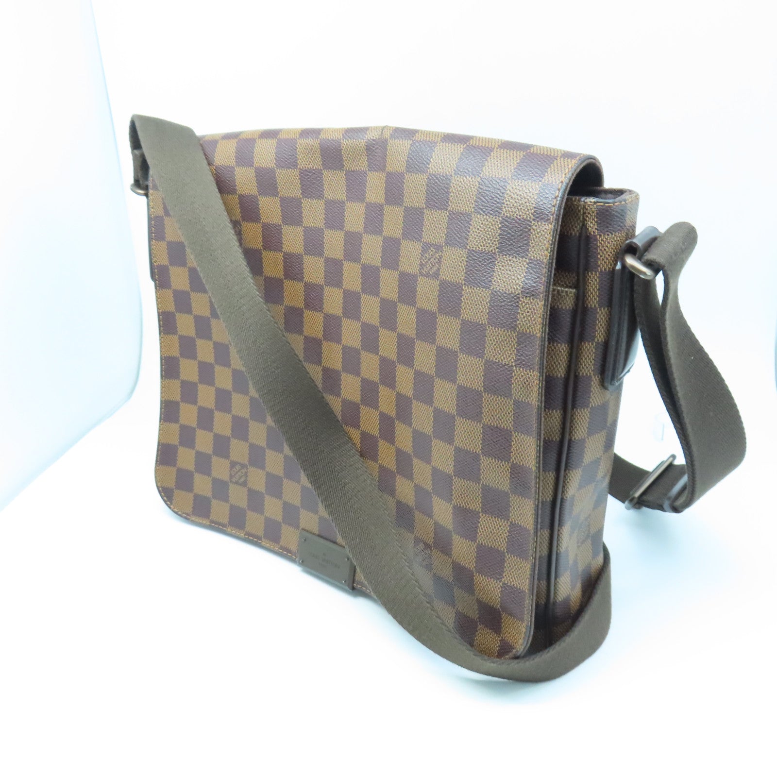 LOUIS VUITTON Damier Brooklyn MM Gold Buckle Shoulder Bag Brown
