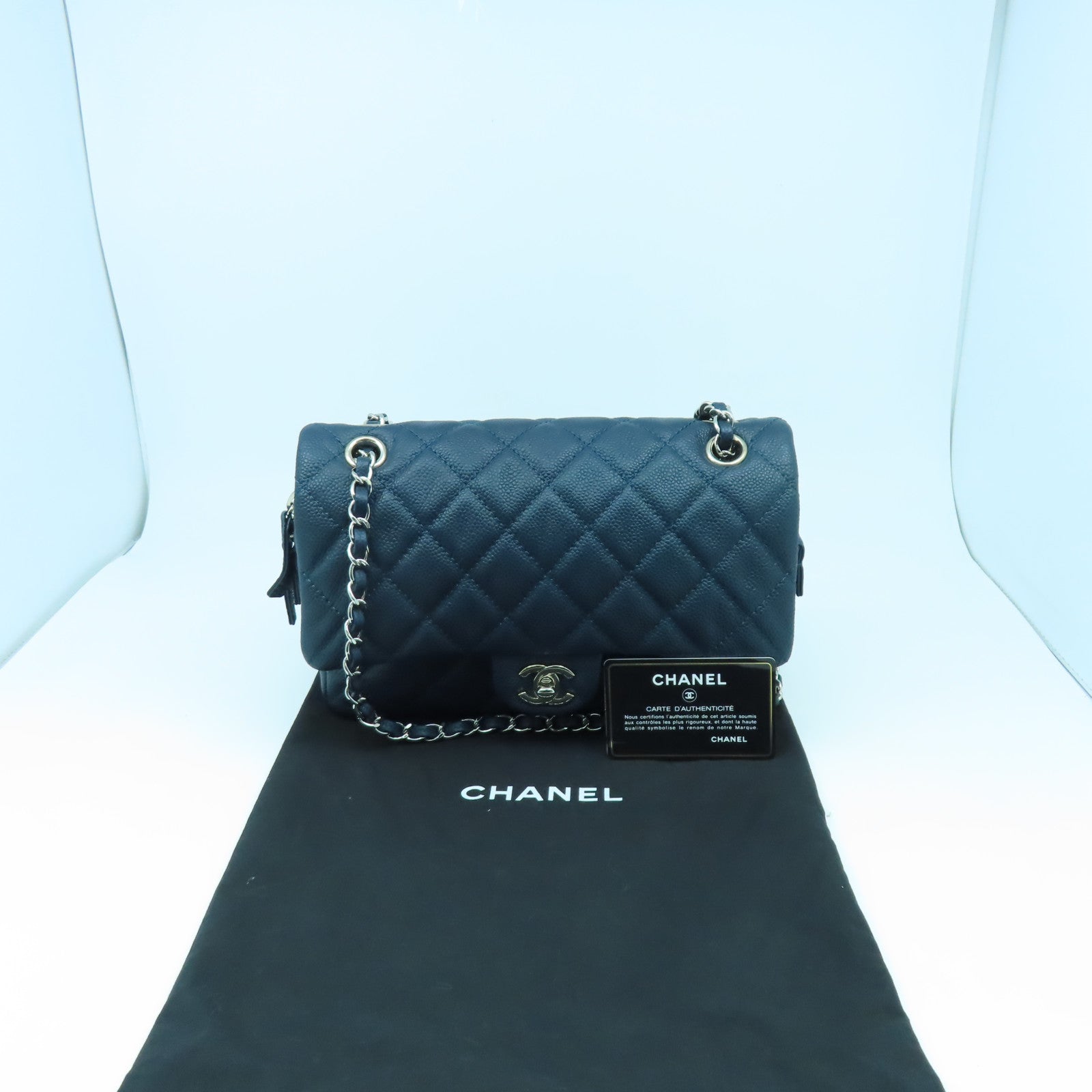 CHANEL 菱格牛皮皮革Chain Shoulder銀扣鏈帶肩背袋藍色
