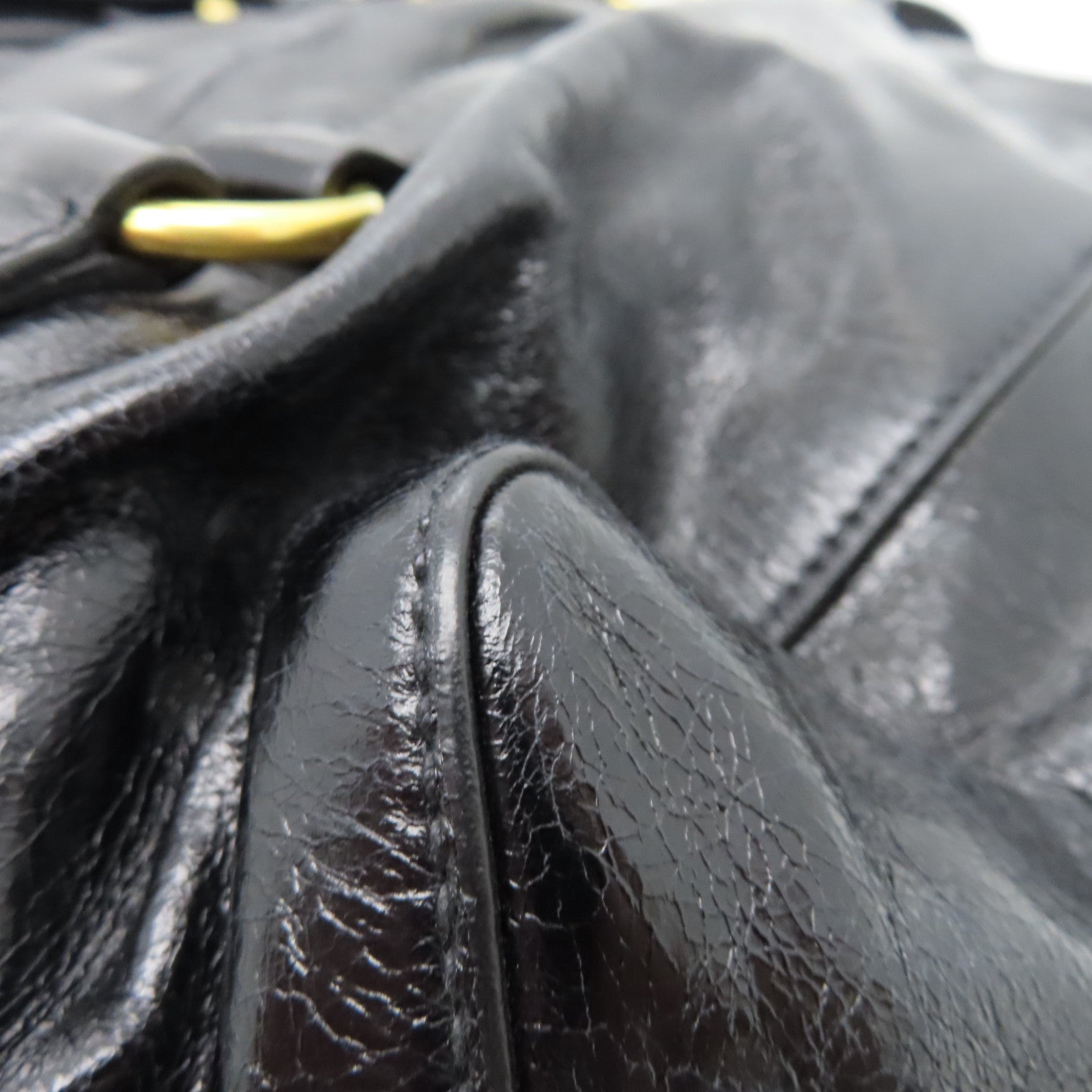 Miu Miu Sheepskin Leather Shoulder Bag Gold Buckle Handle Shoulder Bag Black