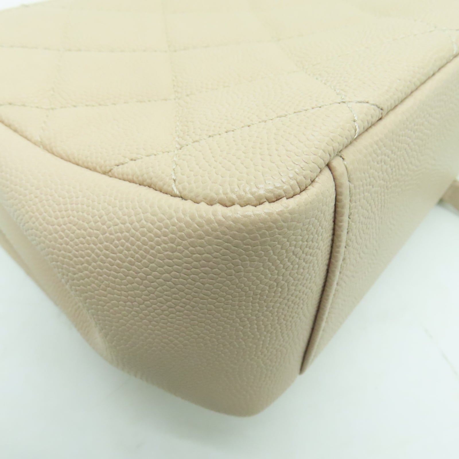 CHANEL 菱格牛皮皮革Shoulder Bag金扣鏈帶肩背袋米色