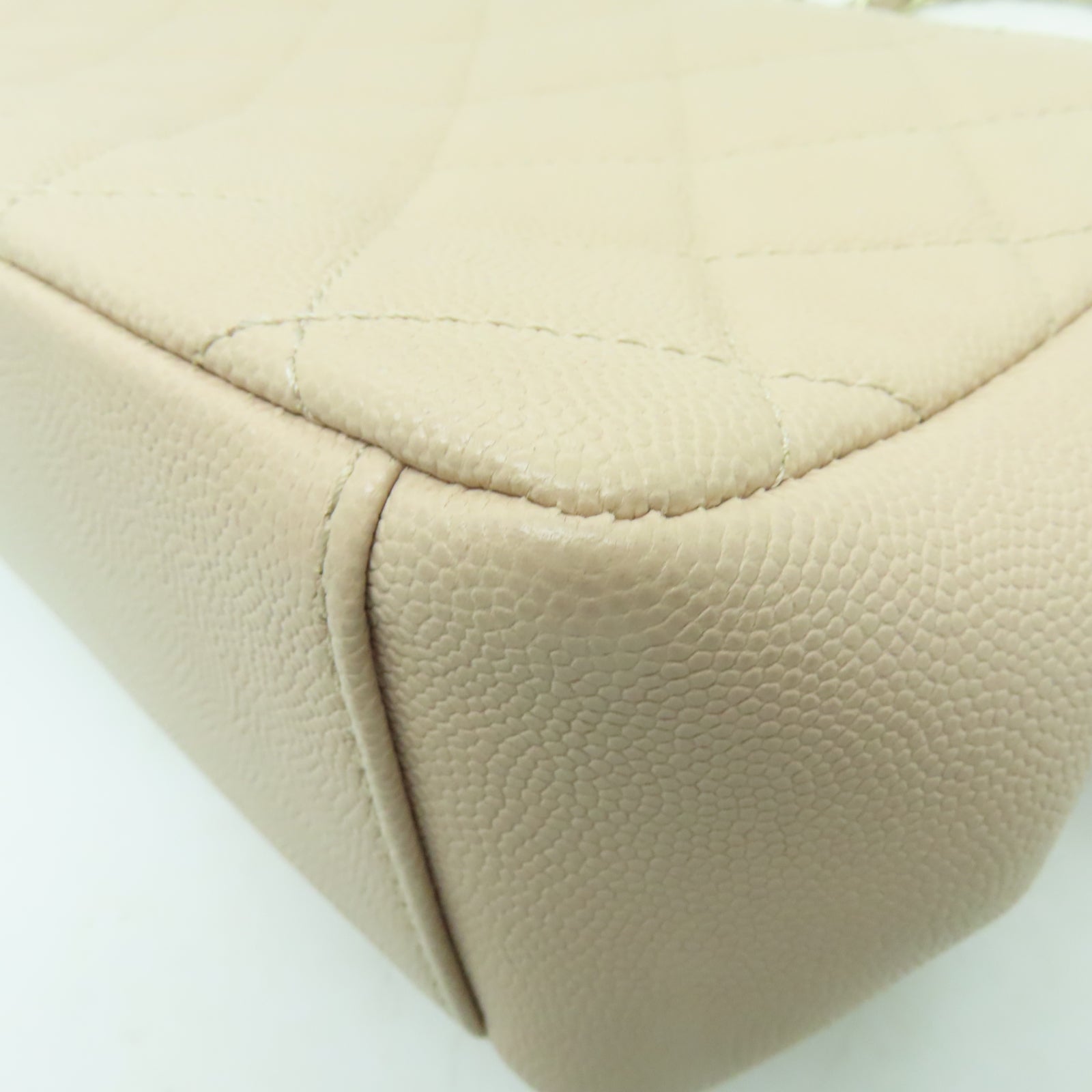 CHANEL 菱格牛皮皮革Shoulder Bag金扣鏈帶肩背袋米色